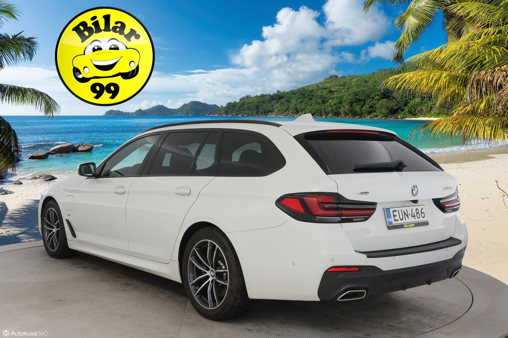 BMW 530 2021 G31 Touring 530e xDrive M Sport - 3,99 % KORKOTARJOUS TÄHÄN AUTOON - Adapt.vakkari / Harman & Kardon / Vetokoukku / P-Kamera / Nahkasisusta
