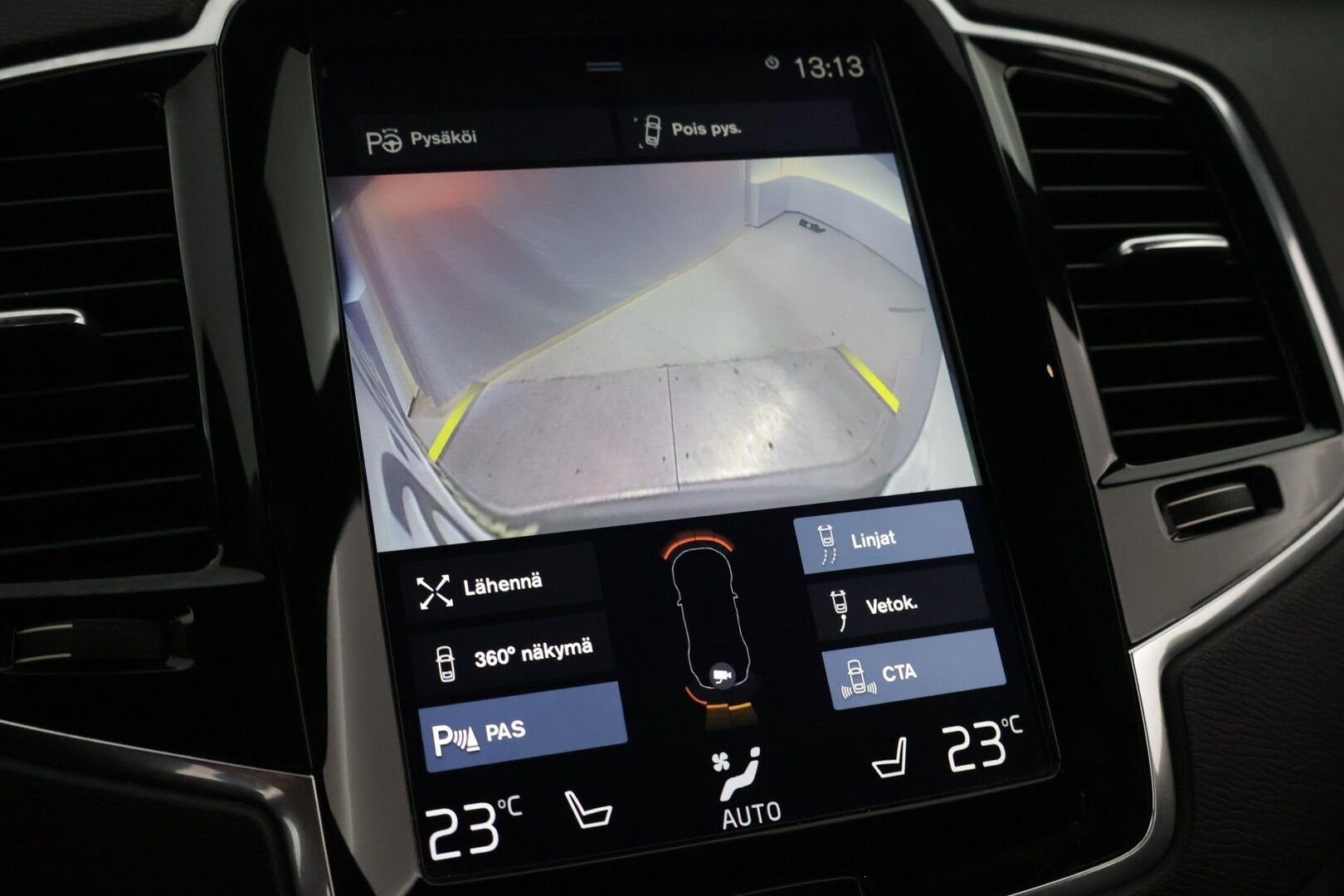 Volvo XC90 2018 T8 Twin Engine AWD R-Design aut - 3,99 % KORKOTARJOUS TÄHÄN AUTOON - * ACC / B&W / Panorama / 360 kamera /  VOC / Pilot assist / Muistipenkit / Koukku / HUD / Huippuvarusteet! *