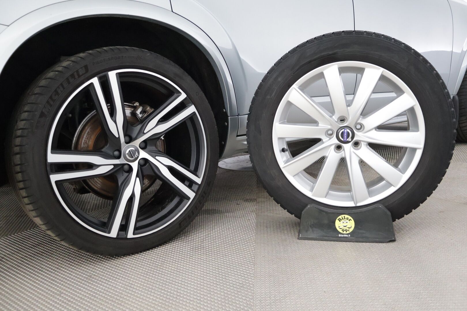 Volvo XC90 2018 T8 Twin Engine AWD R-Design aut - 3,99 % KORKOTARJOUS TÄHÄN AUTOON - * ACC / B&W / Panorama / 360 kamera /  VOC / Pilot assist / Muistipenkit / Koukku / HUD / Huippuvarusteet! *