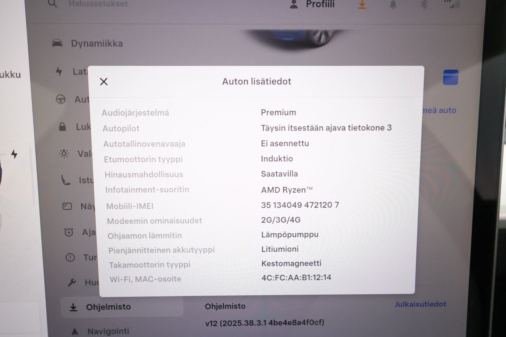 Tesla Model Y 2023 Long Range * Koukku / ILP / ACC / Matrix-LED / P.kamera / Muistipenkki / Premium Audio / Navi / Kaistavahti / Keyless * - Suomi-auto / Akku kuntotarkastettu SoH 94,6% / 2x Latauskaapelit / Kahdet renkaat