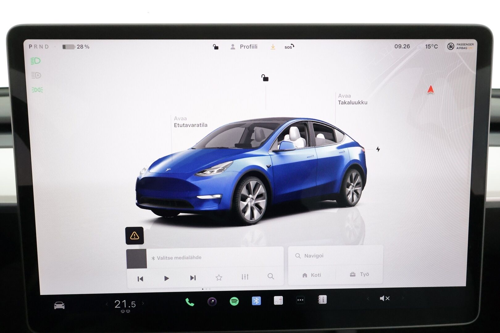 Tesla Model Y 2023 Long Range * Koukku / ILP / ACC / Matrix-LED / P.kamera / Muistipenkki / Premium Audio / Navi / Kaistavahti / Keyless * - Suomi-auto / Akku kuntotarkastettu SoH 94,6% / 2x Latauskaapelit / Kahdet renkaat
