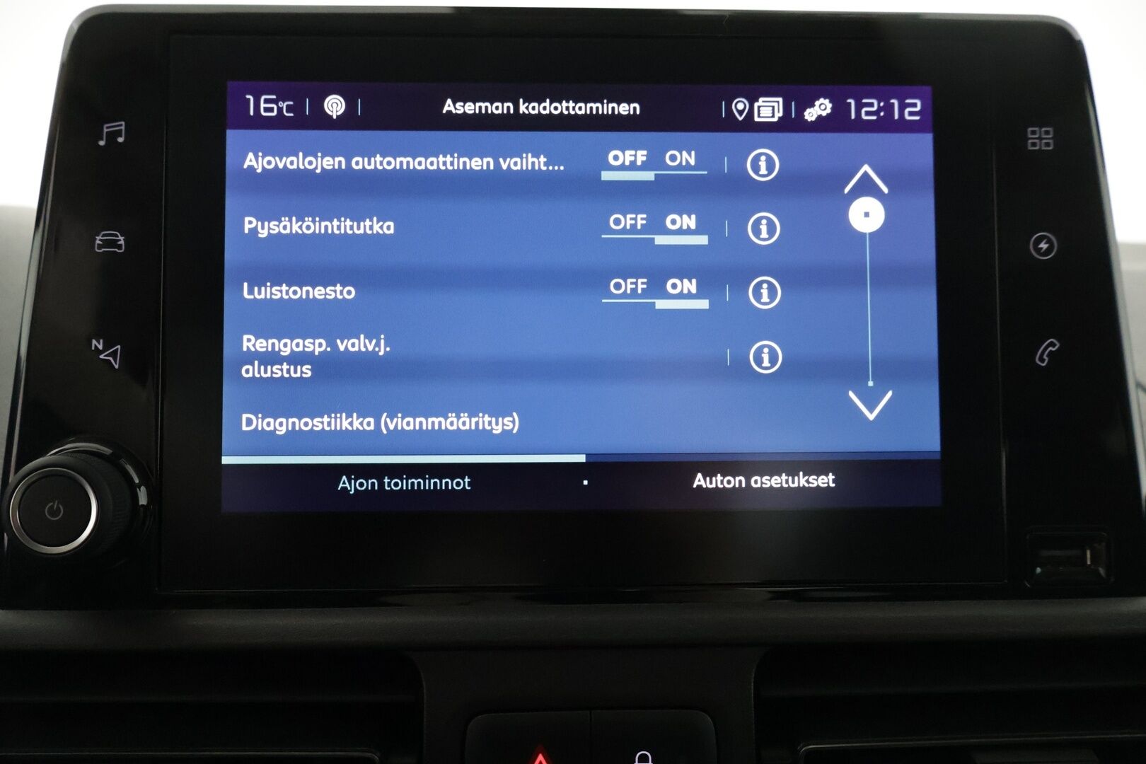Citroen e-Berlingo 2023 Full Electric 136 Feel 50 kWh M Automaatti - Ajamaton / ALV / CCS-lataus / Vakkari / P-kamera / Takuu / Apple&Android / Kaistavahti / 2x renkaat / Aut. Ilmastointi / Navi