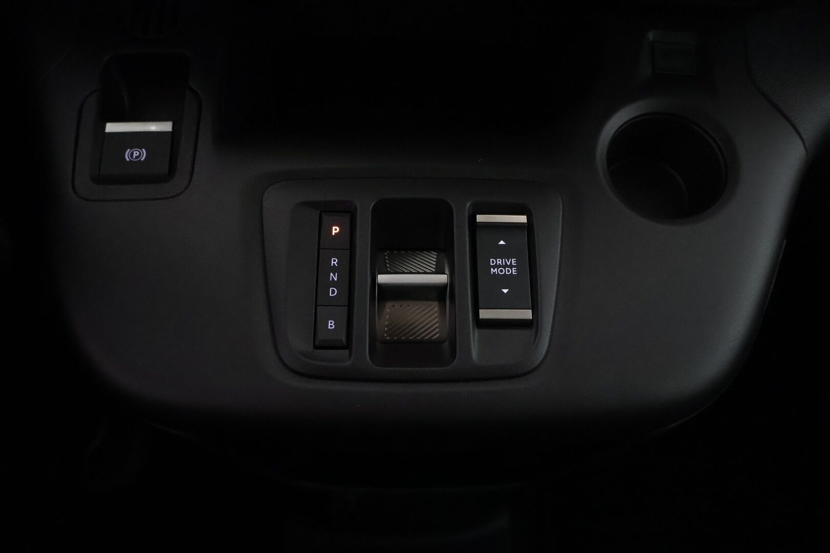 Citroen e-Berlingo 2023 Full Electric 136 Feel 50 kWh M Automaatti - Ajamaton / ALV / CCS-lataus / Vakkari / P-kamera / Takuu / Apple&Android / Kaistavahti / 2x renkaat / Aut. Ilmastointi / Navi