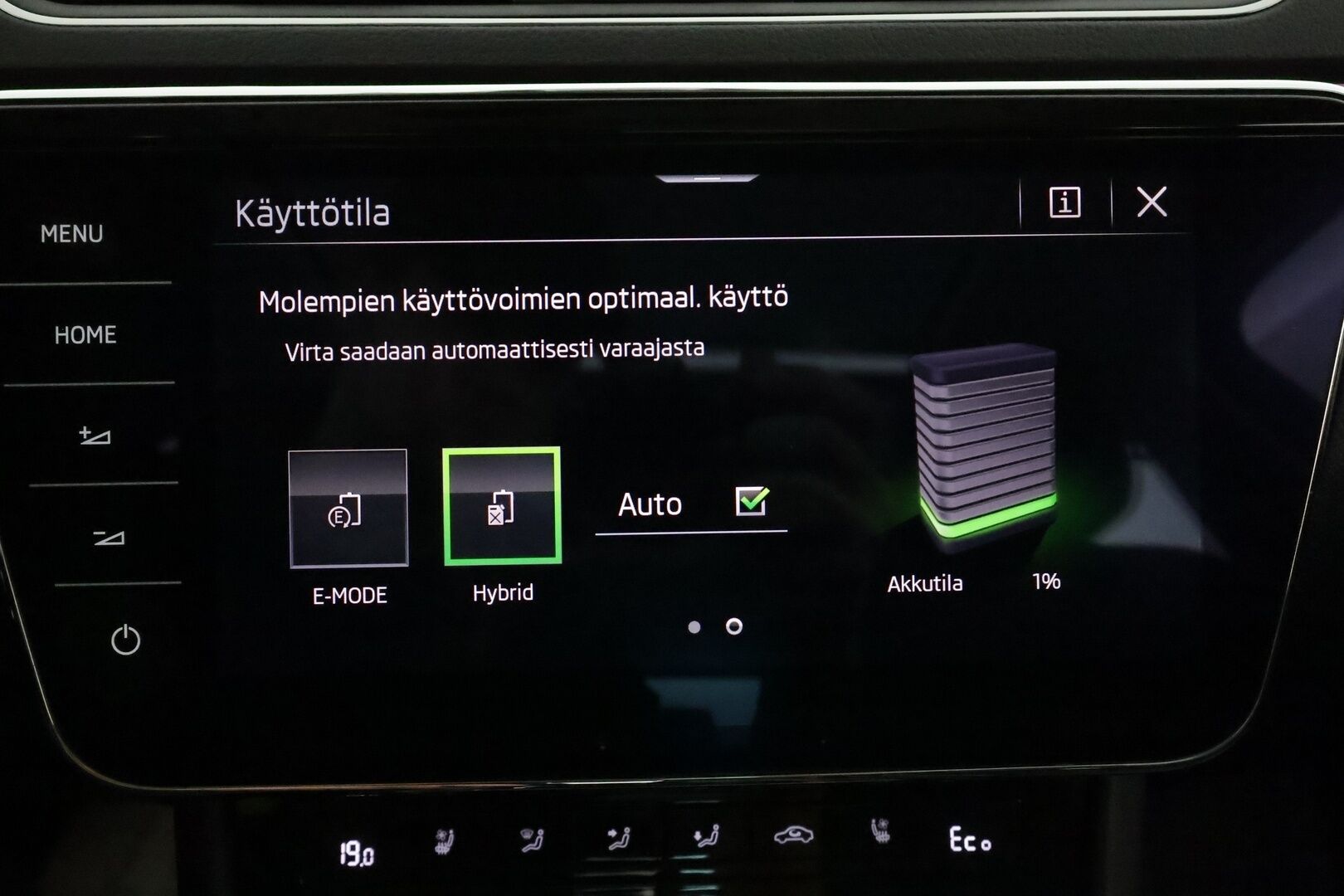 Skoda Superb 2020 1,4 TSI PHEV L&K iV DSG **Panorama / ACC / Matrix-LED / Ilmastoidut Muistinahat / Webasto / Koukku / P.Kamera** - 2x Latauskaapelit / Kahdet Renkaat