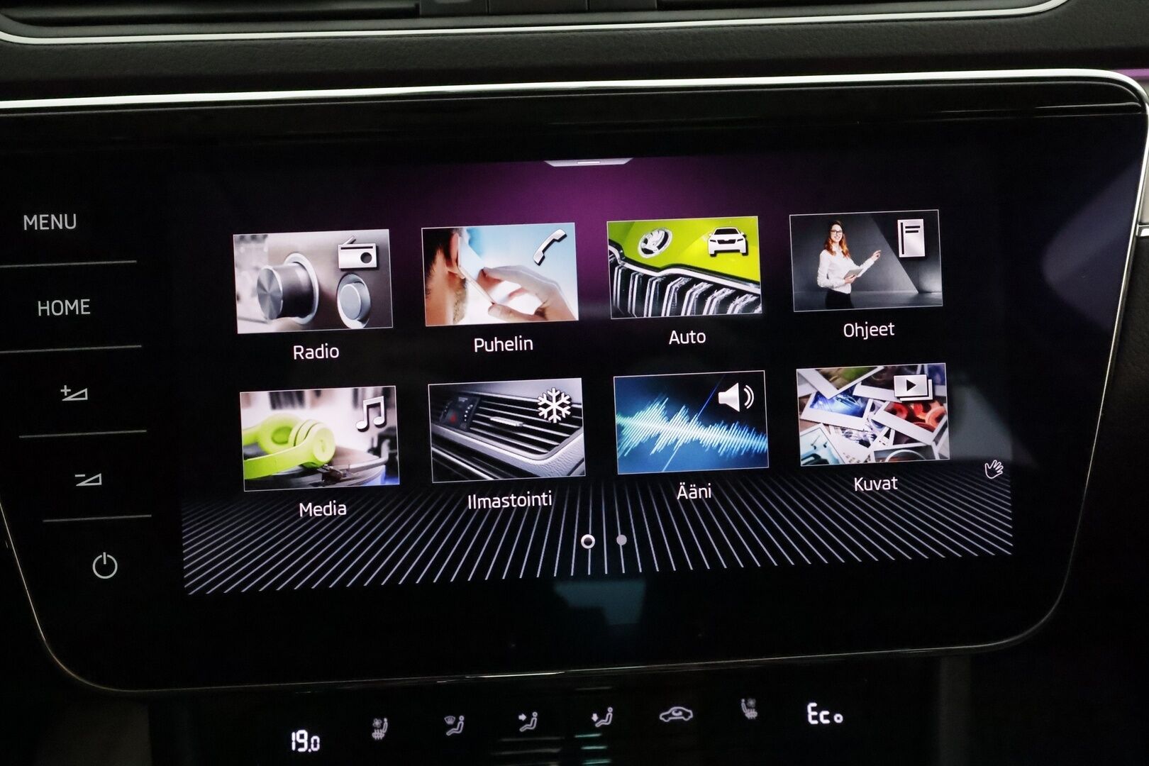 Skoda Superb 2020 1,4 TSI PHEV L&K iV DSG **Panorama / ACC / Canton / Matrix-LED / Ilmastoidut Muistinahat / Webasto / Koukku / P.Kamera** - 2x Latauskaapelit / Kahdet Renkaat