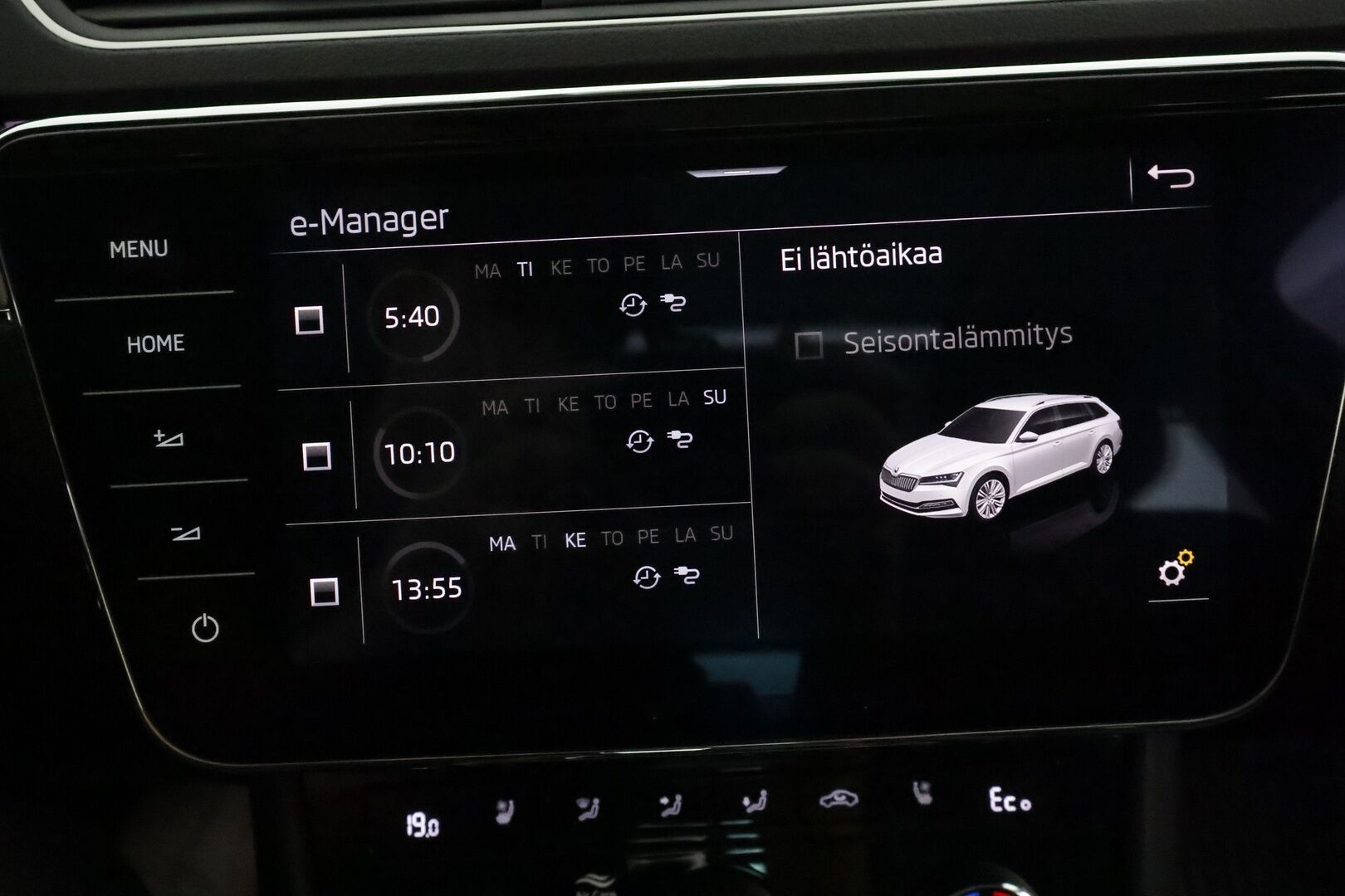 Skoda Superb 2020 1,4 TSI PHEV L&K iV DSG **Panorama / ACC / Canton / Matrix-LED / Ilmastoidut Muistinahat / Webasto / Koukku / P.Kamera** - 2x Latauskaapelit / Kahdet Renkaat