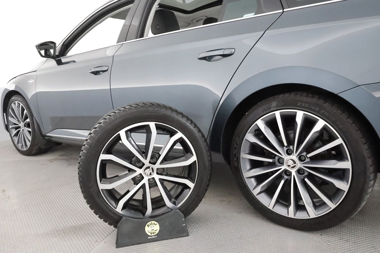 Skoda Superb 2020 1,4 TSI PHEV L&K iV DSG **Panorama / ACC / Canton / Matrix-LED / Ilmastoidut Muistinahat / Webasto / Koukku / P.Kamera** - 2x Latauskaapelit / Kahdet Renkaat