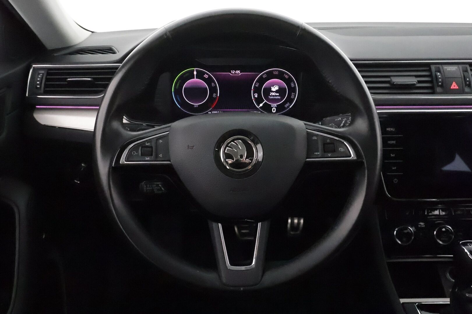 Skoda Superb 2020 1,4 TSI PHEV L&K iV DSG **Panorama / ACC / Canton / Matrix-LED / Ilmastoidut Muistinahat / Webasto / Koukku / P.Kamera** - 2x Latauskaapelit / Kahdet Renkaat