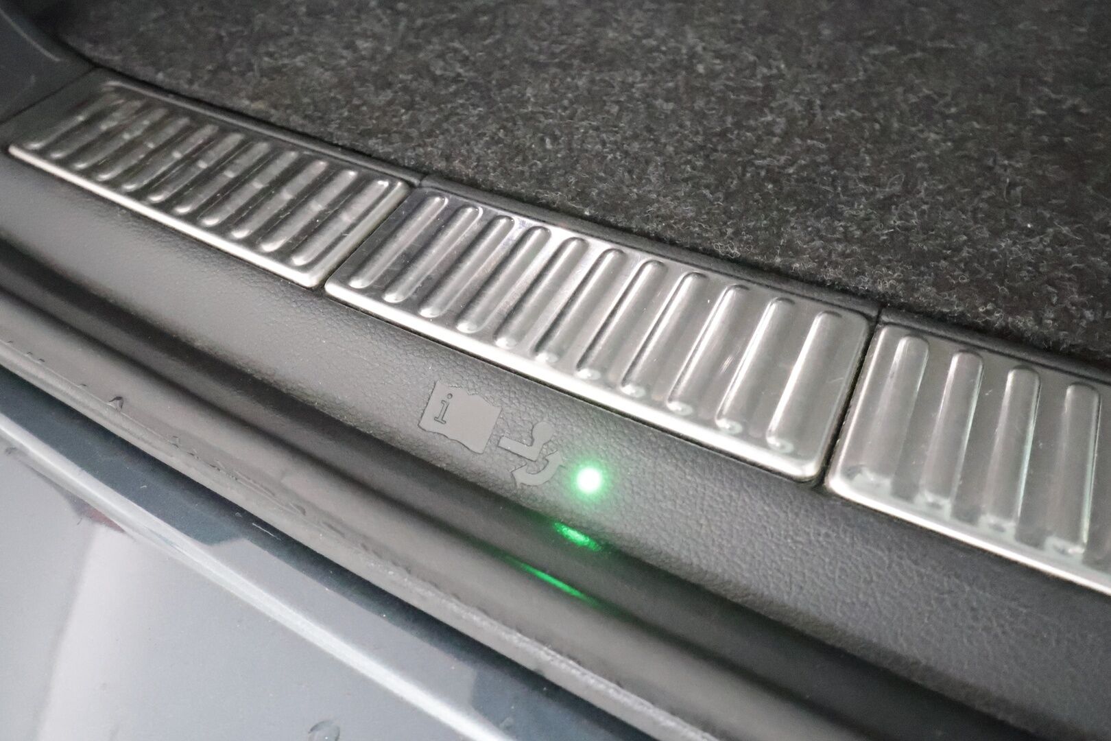 Skoda Superb 2020 1,4 TSI PHEV L&K iV DSG **Panorama / ACC / Canton / Matrix-LED / Ilmastoidut Muistinahat / Webasto / Koukku / P.Kamera** - 2x Latauskaapelit / Kahdet Renkaat