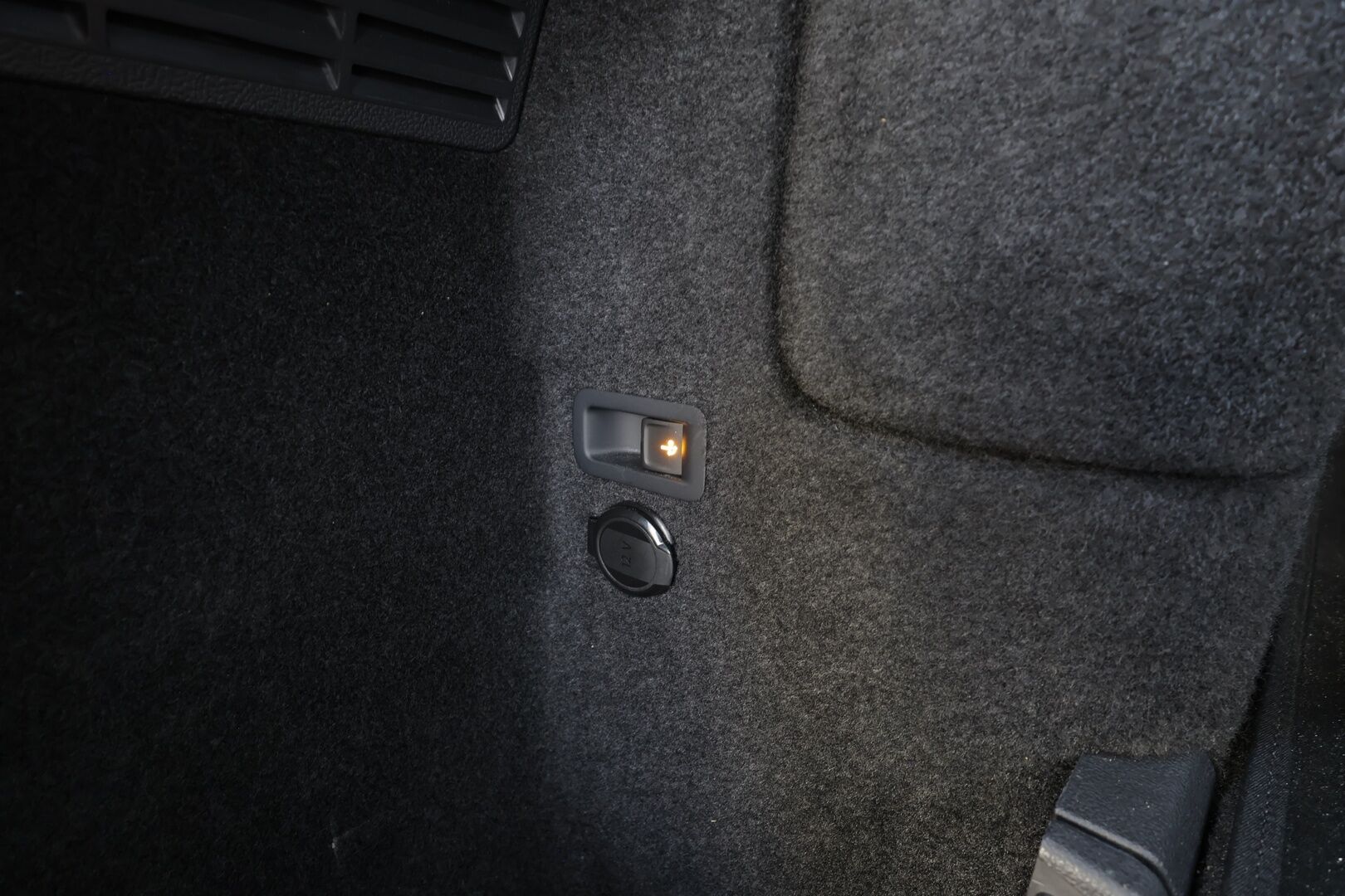 Seat Tarraco 2021 1,4 PHEV 245 e-Hybrid FR Launch Edition DSG - |ACC | Muistipenkki | Koukku | Digimittaristo | Sporttipenkit | Keyless | Lane Assist | Lohko+sisälämmitin | P.kamera | Lämm. ratti | 2x renkaat aluin |