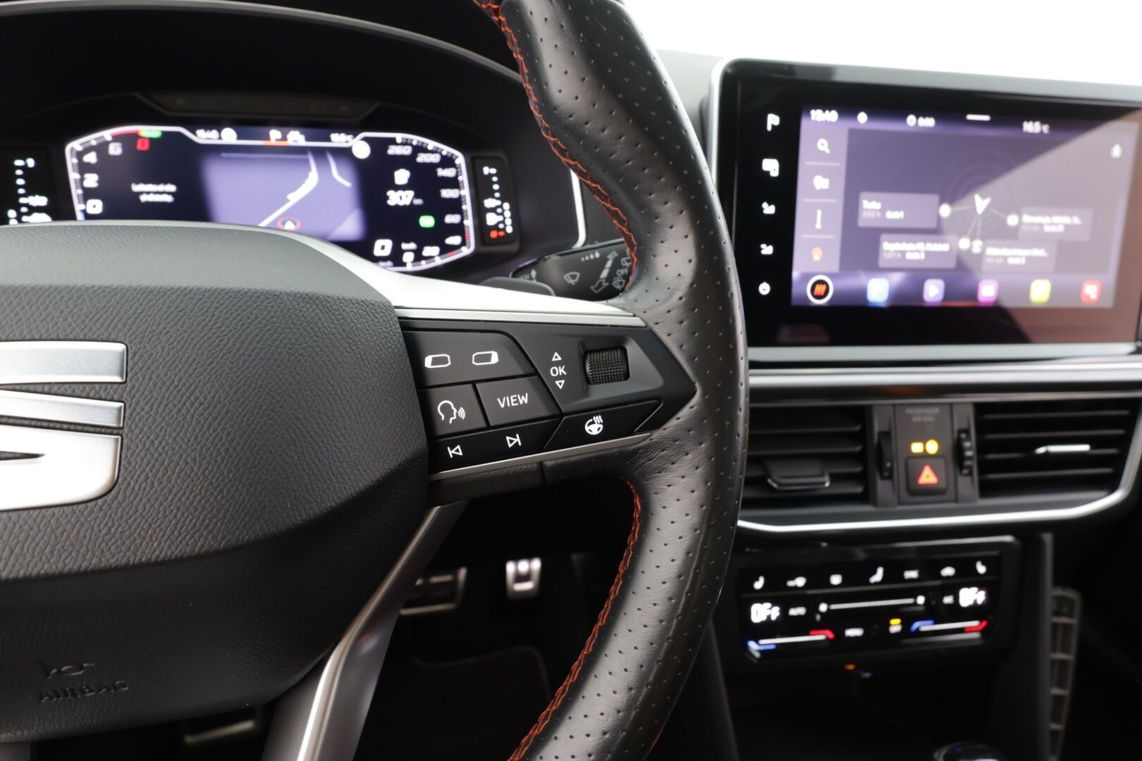Seat Tarraco 2021 1,4 PHEV 245 e-Hybrid FR Launch Edition DSG - |ACC | Muistipenkki | Koukku | Digimittaristo | Sporttipenkit | Keyless | Lane Assist | Lohko+sisälämmitin | P.kamera | Lämm. ratti | 2x renkaat aluin |