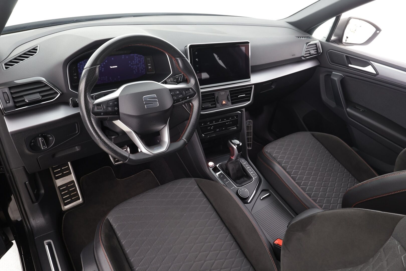 Seat Tarraco 2021 1,4 PHEV 245 e-Hybrid FR Launch Edition DSG - |ACC | Muistipenkki | Koukku | Digimittaristo | Sporttipenkit | Keyless | Lane Assist | Lohko+sisälämmitin | P.kamera | Lämm. ratti | 2x renkaat aluin |