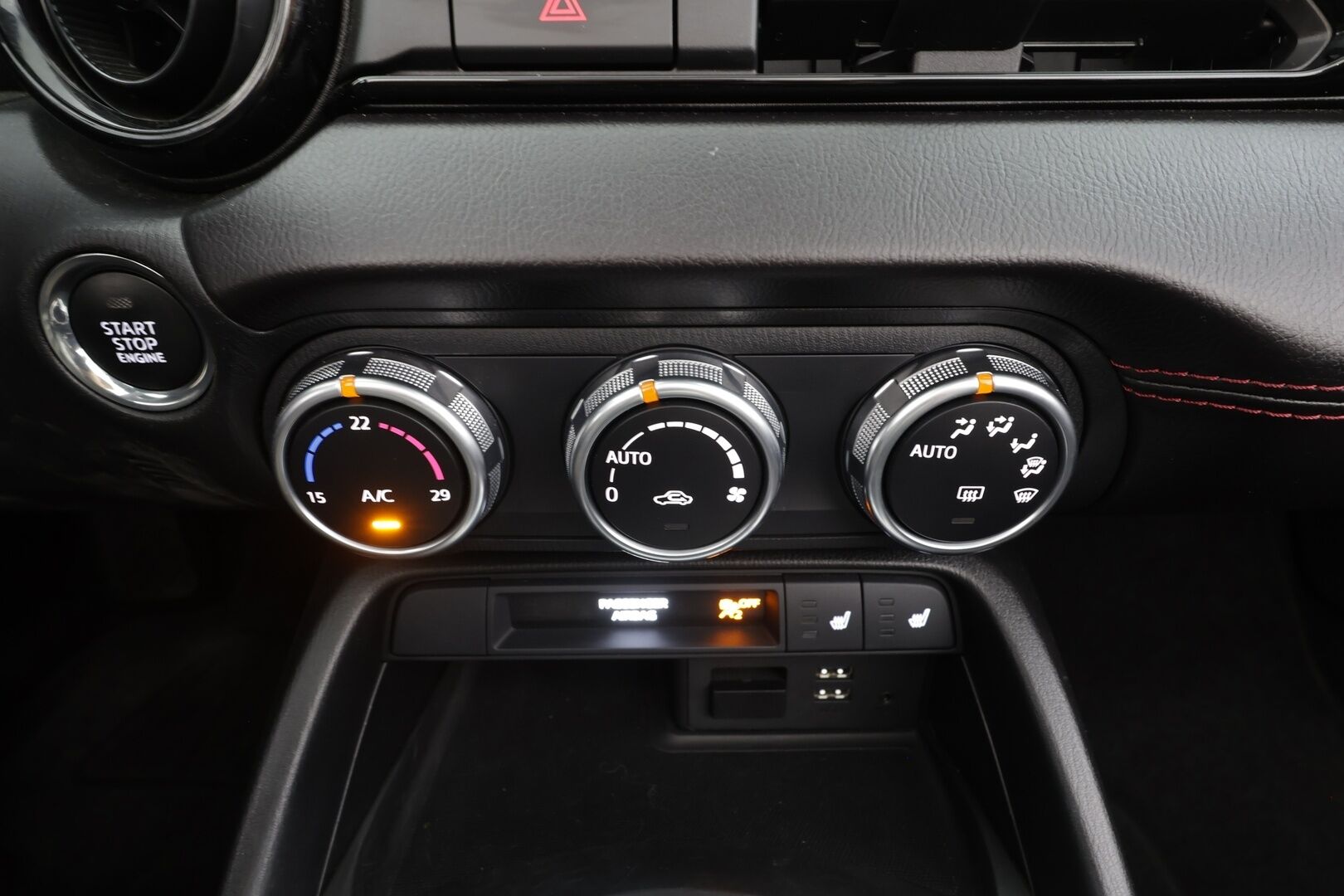 Mazda MX-5 2016 1,5 (131) SKYACTIV-G Premium Sport MB1 - Nahkasisusta | LED | Navi | Kaistavahti | Vakkari | Penkinlämmittimet