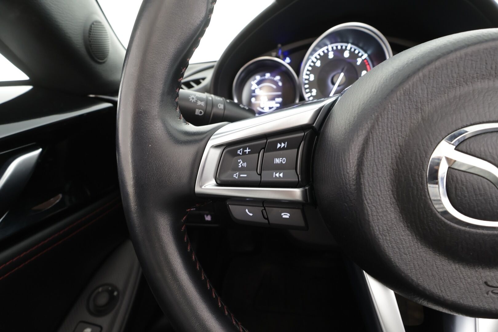 Mazda MX-5 2016 1,5 (131) SKYACTIV-G Premium Sport MB1 - Nahkasisusta | LED | Navi | Kaistavahti | Vakkari | Penkinlämmittimet