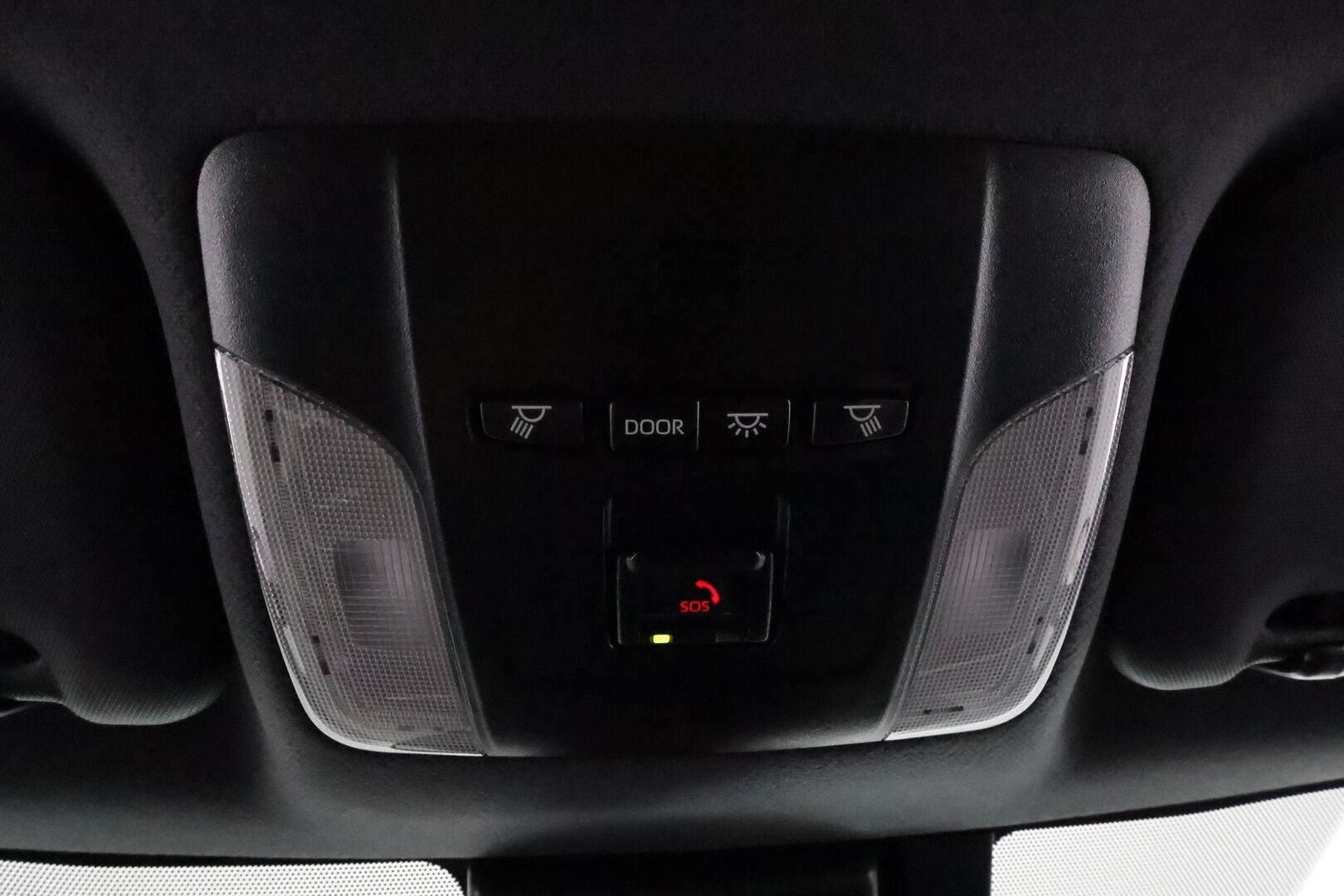 Toyota Corolla 2023 Hatchback 1,8 Hybrid Prestige Edition **ACC / Puolinahat / P.kamera / KeylessGo / LED** - Suomi-auto / Kahdet renkaat aluvanteilla / Merkkihuollettu