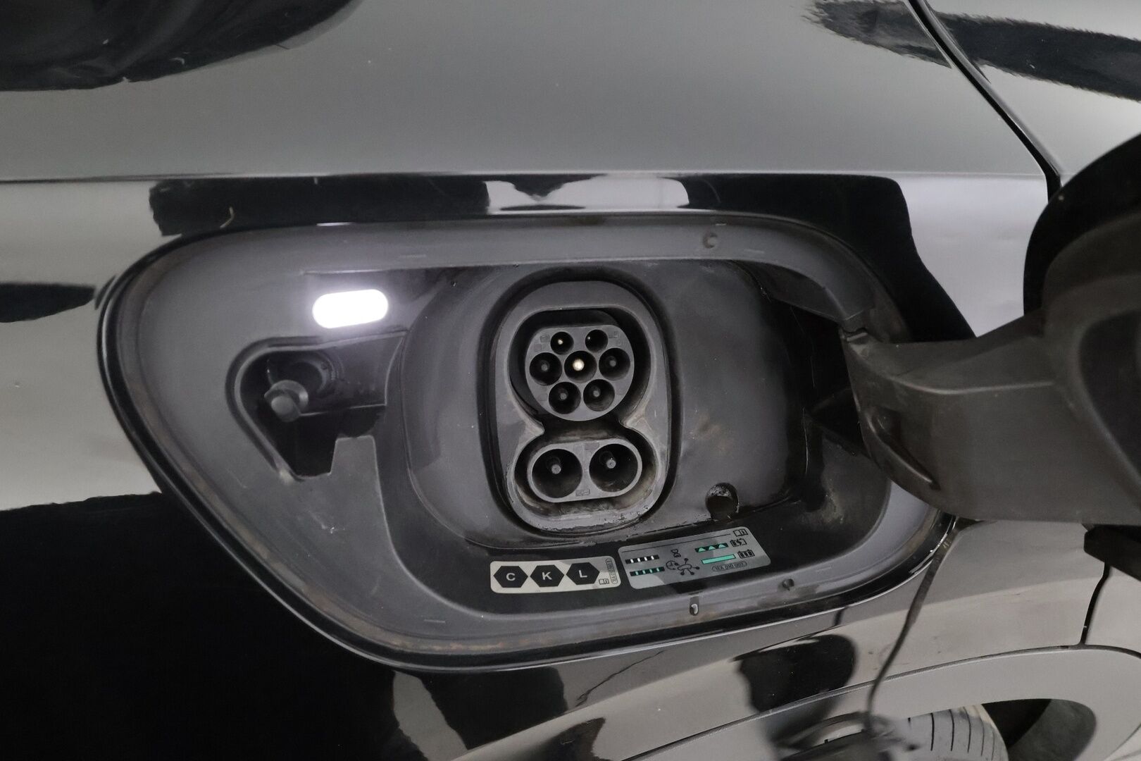 Volkswagen ID.4 2023 GTX Dual Motor AWD, akku 77 kWh * ACC / ILP / Koukku / IQ-Light / 360-Kamera / Keyless / Puolinahat / Apple&Android * - 1.Om Suomi-auto / Kahdet Renkaat