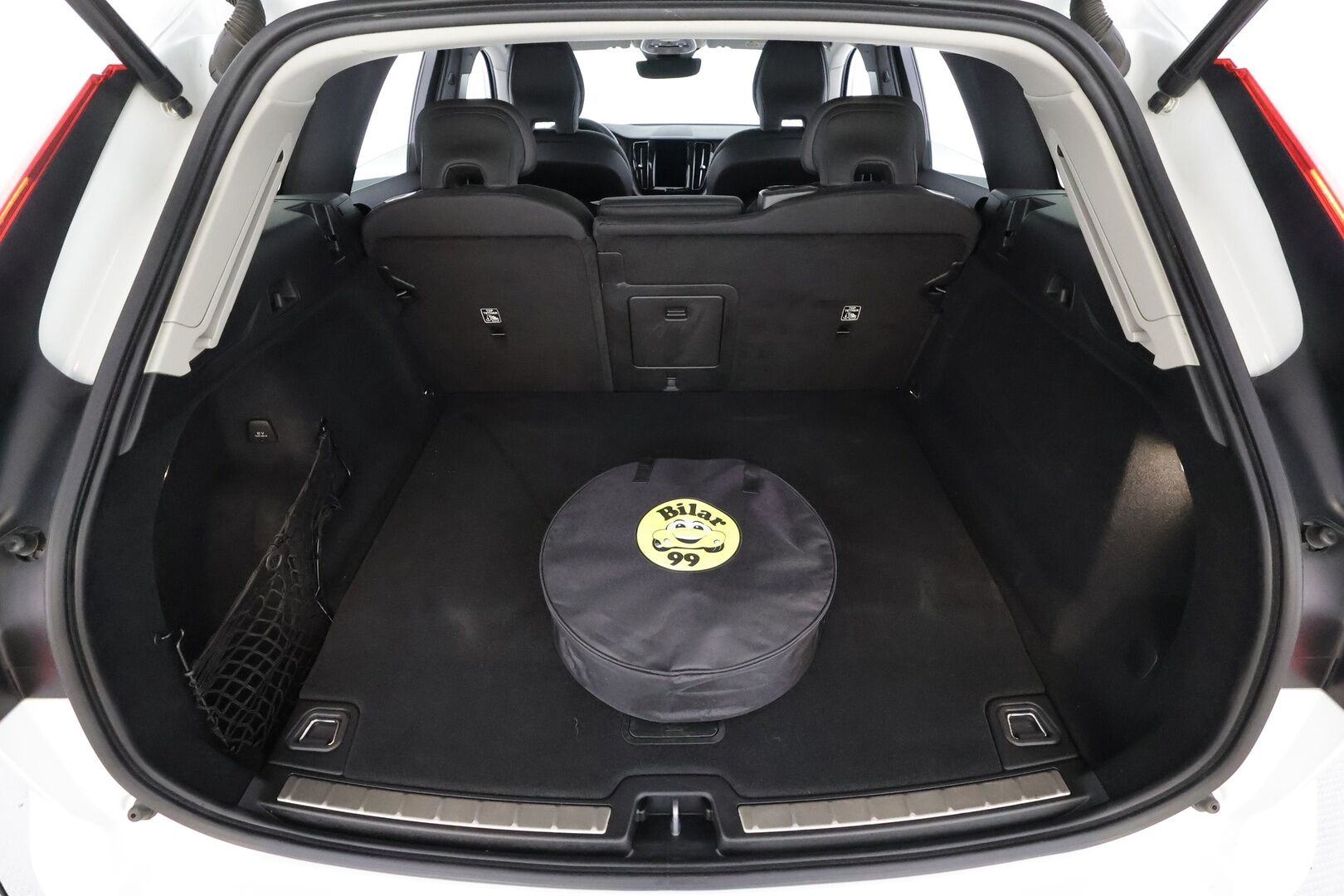 Volvo XC60 2023 T6 AWD Long Range Core aut - | ACC | Webasto | LED | High Performance audio | Panorama | P.kamera | Osasähköt | Keyless | Apple&Android | 1.Om Suomi-auto | Kahdet Renkaat | Merkkihuollettu |