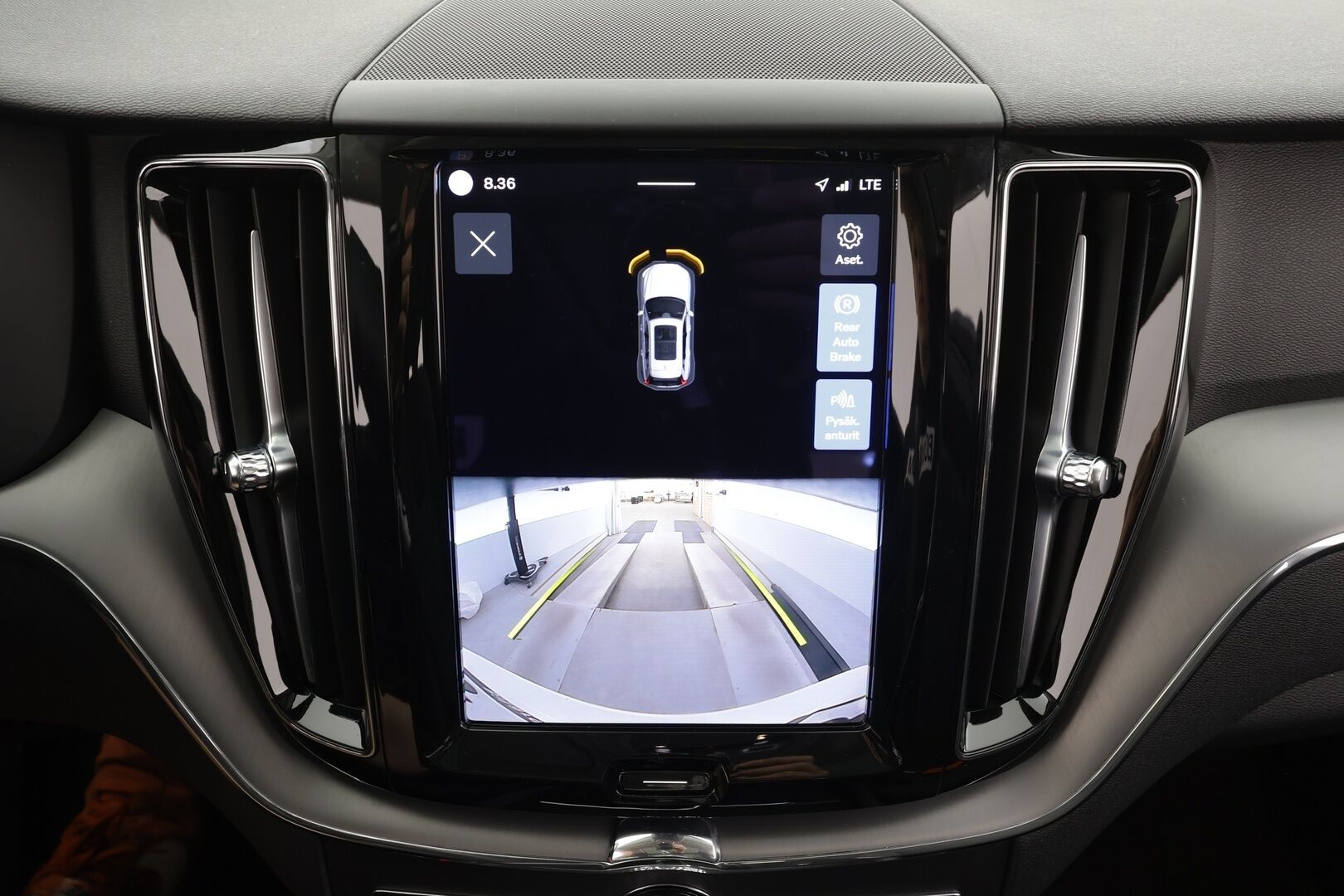 Volvo XC60 2023 T6 AWD Long Range Core aut - | ACC | Webasto | LED | High Performance audio | Panorama | P.kamera | Osasähköt | Keyless | Apple&Android | 1.Om Suomi-auto | Kahdet Renkaat | Merkkihuollettu |