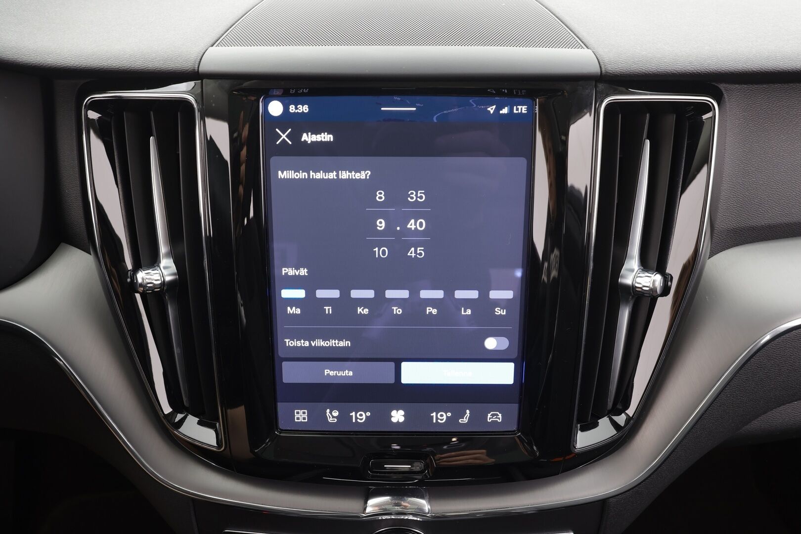 Volvo XC60 2023 T6 AWD Long Range Core aut - | ACC | Webasto | LED | High Performance audio | Panorama | P.kamera | Osasähköt | Keyless | Apple&Android | 1.Om Suomi-auto | Kahdet Renkaat | Merkkihuollettu |