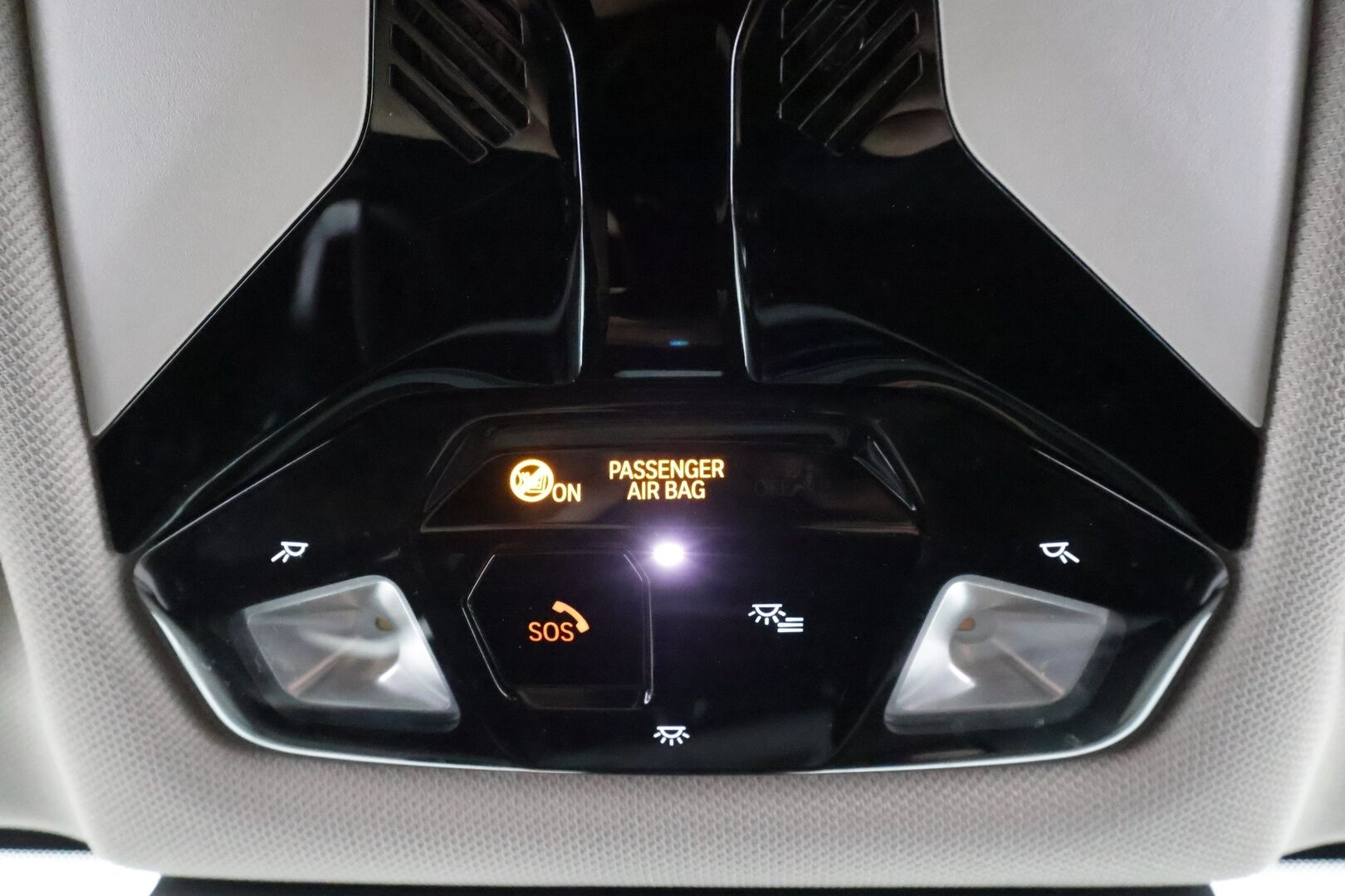 BMW X1 2023 U11 25e xDrive Charged Edition - | Vakkari | LED | P.Kamera | Apple&Android | 1.om Suomi-auto | Akku kuntotarkastettu | Kahdet Renkaat aluilla |