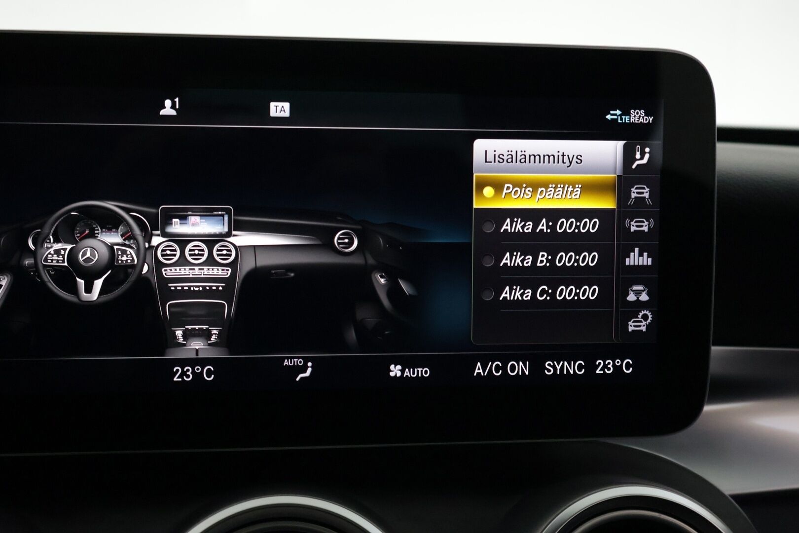 Mercedes-Benz C 2018 220 d 4Matic A Business AMG *Webasto / Panorama / Navi / P. Kamera / Digimittaristo* - 3,99 % KORKOTARJOUS TÄHÄN AUTOON 14.9. ASTI! - *2x renkaat alkuperäisillä vanteilla / Siisti yksilö!*