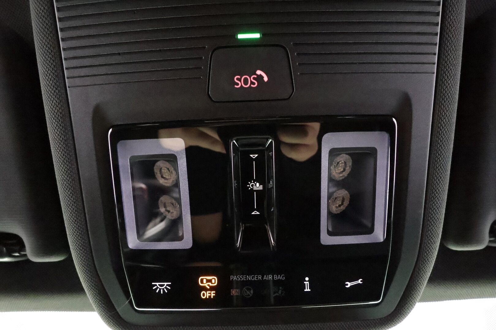 Volkswagen ID.4 2023 GTX Dual Motor AWD Business Max,  akku 77 kWh - | ACC | ILP | Koukku | Hierovat Muistipenkit | IQ-Light Matrix | Lasikatto | 360-Kamera | Puolinahat | HUD | Apple&Android | Suomi-auto | Kahdet Renkaat | Merkkihuollettu |