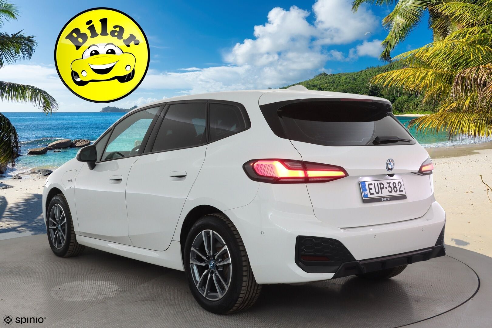 BMW 225 2023 U06 Active Tourer 225e xDrive M Sport -  ACC | Koukku | Lisälämmitin H&K | Comfort Access | Muistipenkki | P.Kamera | 1.Om Suomi-auto