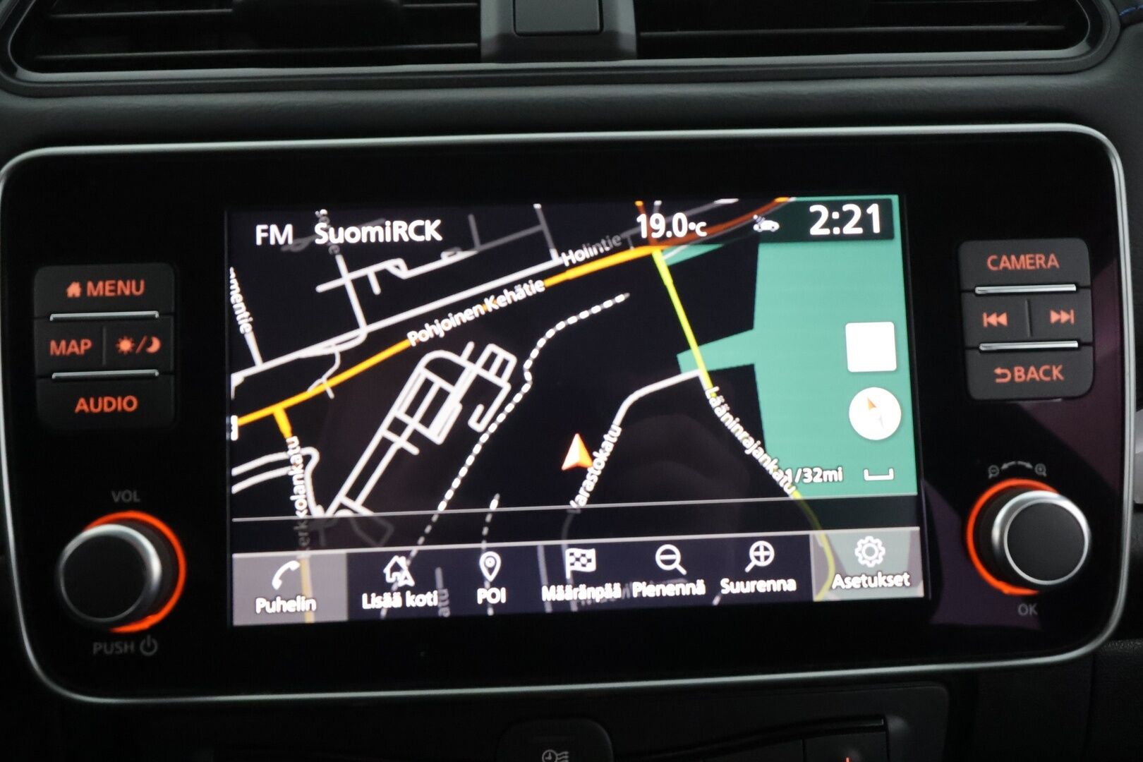 Nissan Leaf 2023 N-Connect 39 kWh LED FI * Lisälämmitin / ACC / 360 / LED / Kaistavahti / Navi / Keyless * - 1-om Suomi-auto / 2x Latauskaapelit / Akku Kuntotarkistettu / Merkkihuollot - HULLUT AVAJAISHULINAT KORKOTARJOUS 3,29 %