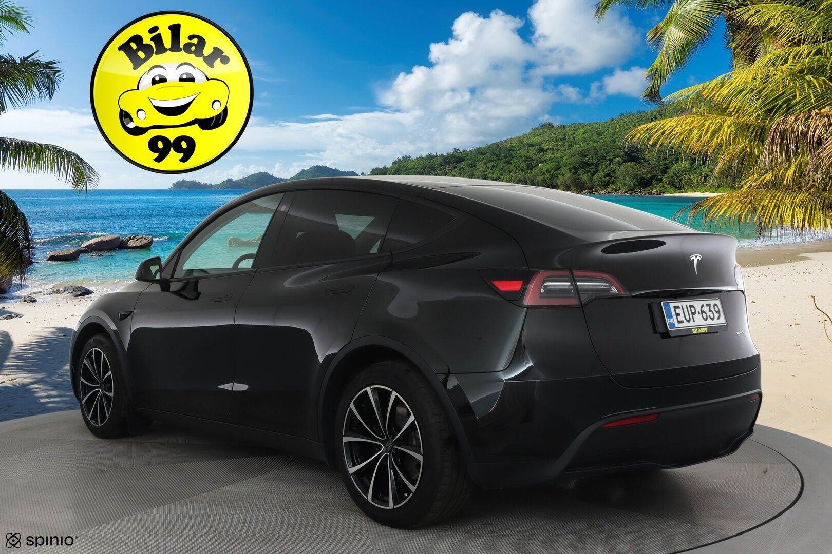 Tesla Model Y 2023 Long Range **Lämpöpumppu / Lasikatto / Matrix-LED / Adapt.Vakkari / P.Kamera / Muistipenkki / Koukku / Navi / Keyless** - 3,99 % KORKOTARJOUS TÄHÄN AUTOON 31.8. ASTI! - Suomi-auto / Kahdet Renkaat