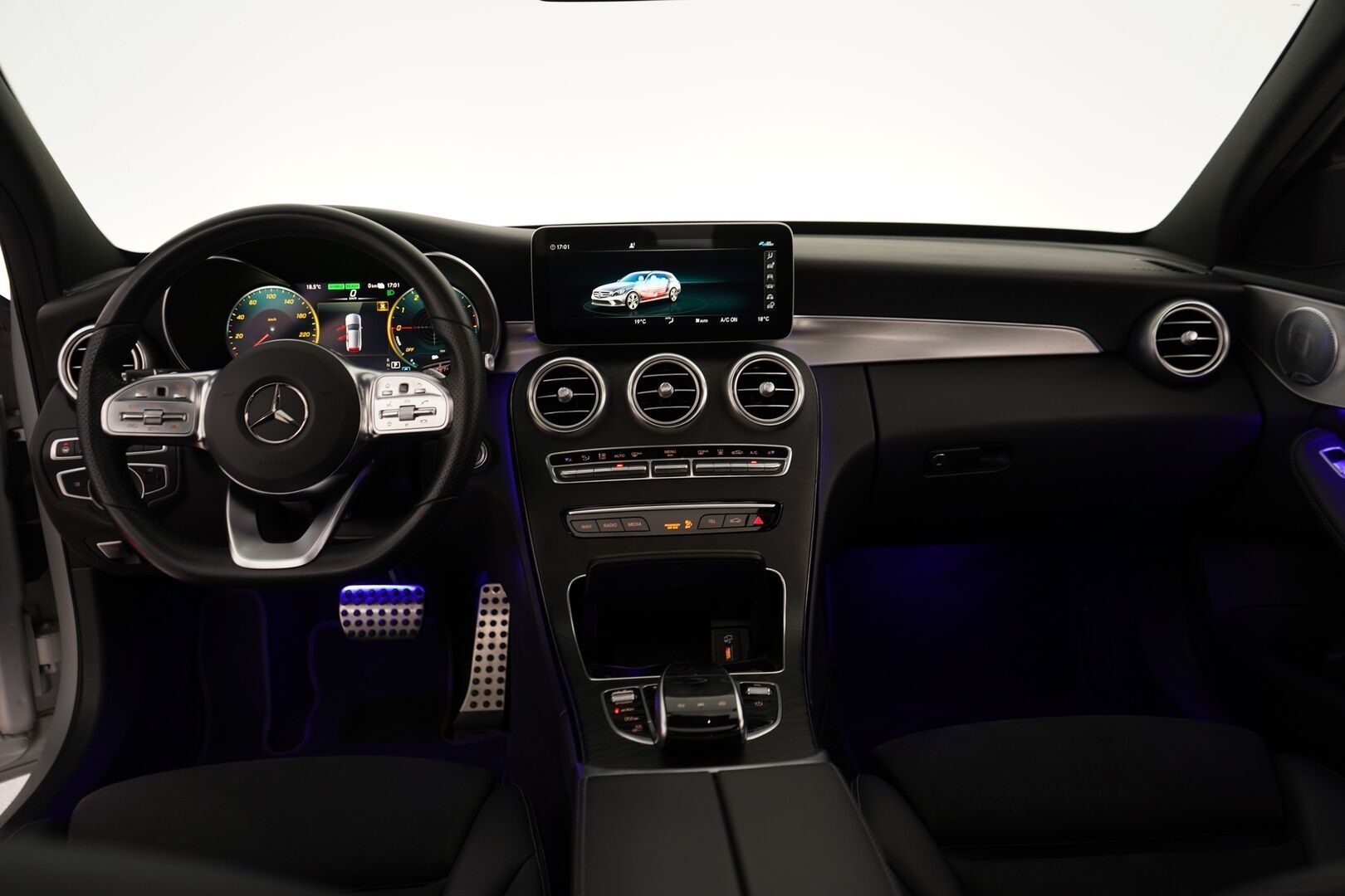 Mercedes-Benz C 2020 300 de T A Business AMG Edition EQ Power * DTR+Q / Panorama / Burmester / 360-Kamera / Multibeam / AirMatic / Keyless - AMG sisä- ja ulkopaketti / Puhdas Carvertical / SUPER VARUSTEET / Juuri huollettu&katsastettu