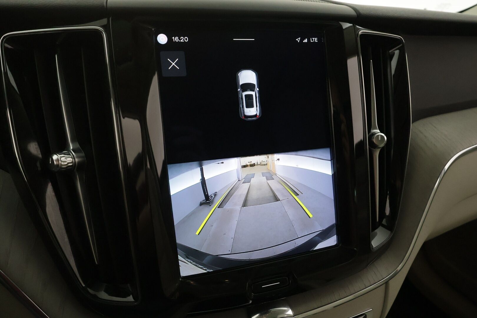Volvo XC60 2023 T6 AWD Long Range Plus Bright aut - | ACC | Webasto | Koukku | Panorama | Muistipenkit | Sporttinahat | Pilot assist | Keyless | Merkkihuollot | 1-om suomiauto | 