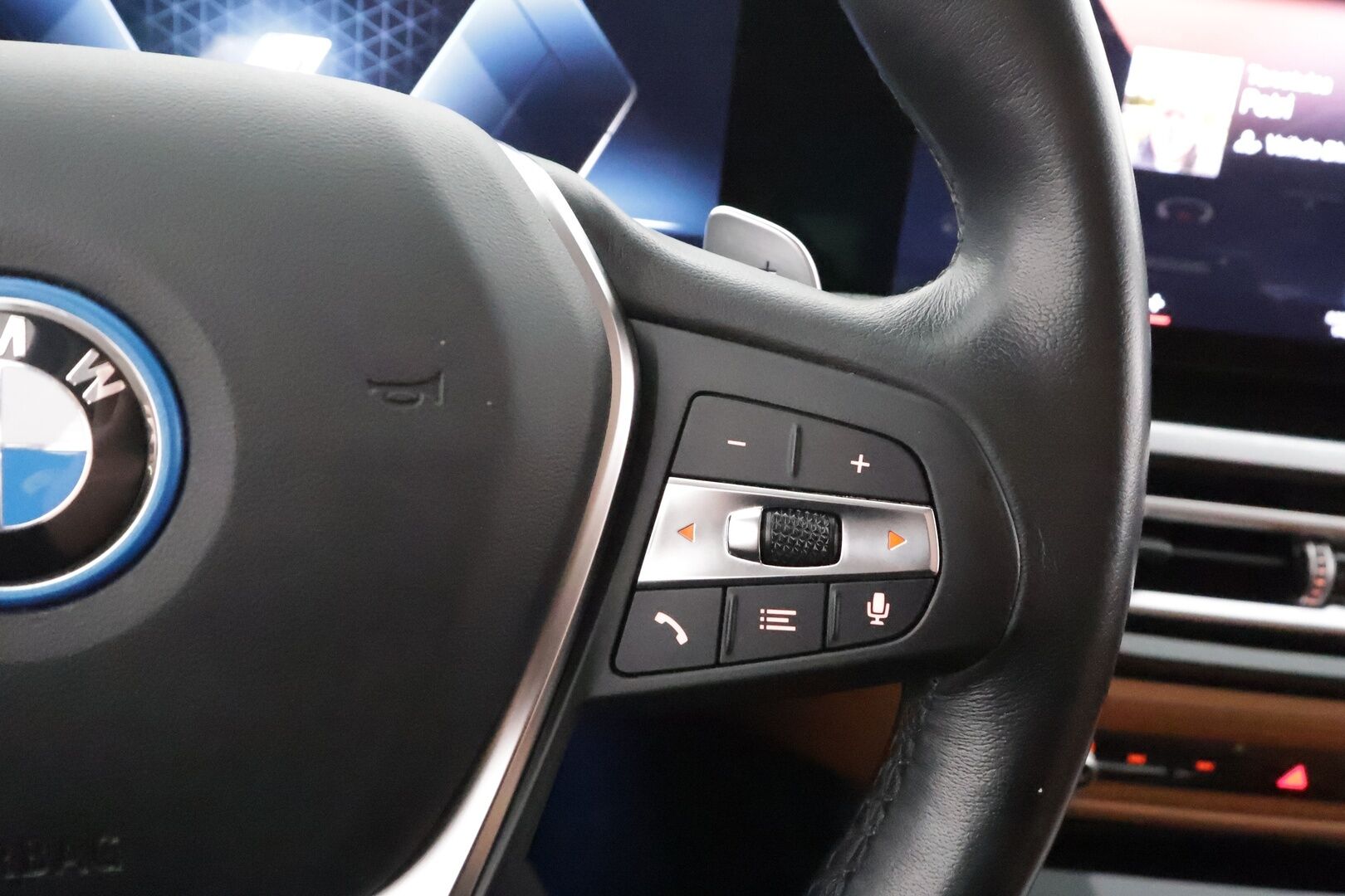 BMW 330 2023 G21 Touring 330e xDrive A Charged Edition * ACC / Lisälämmitin / Widescreen / P.Kamera / Comfort Access / Hifit * - Suomi-auto / Kahdet Renkaat / Merkkihuollettu - HULLUT AVAJAISHULINAT KORKOTARJOUS 3,29 %