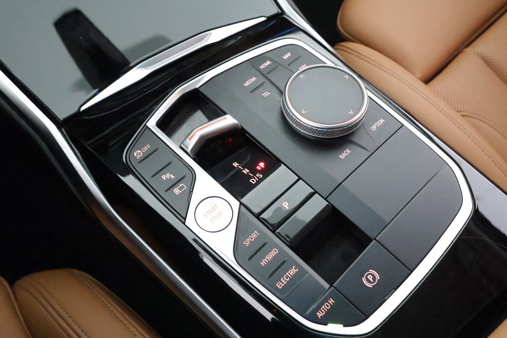 BMW 330 2023 G21 Touring 330e xDrive A Charged Edition * ACC / Lisälämmitin / Widescreen / P.Kamera / Comfort Access / Hifit * - Suomi-auto / Kahdet Renkaat / Merkkihuollettu - HULLUT AVAJAISHULINAT KORKOTARJOUS 3,29 %