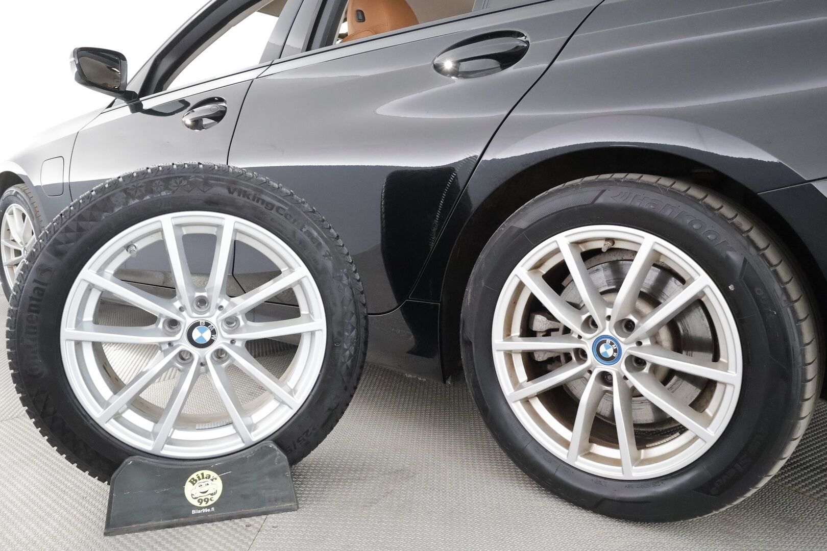 BMW 330 2023 G21 Touring 330e xDrive A Charged Edition * ACC / Lisälämmitin / Widescreen / P.Kamera / Comfort Access / Hifit * - Suomi-auto / Kahdet Renkaat / Merkkihuollettu - HULLUT AVAJAISHULINAT KORKOTARJOUS 3,29 %