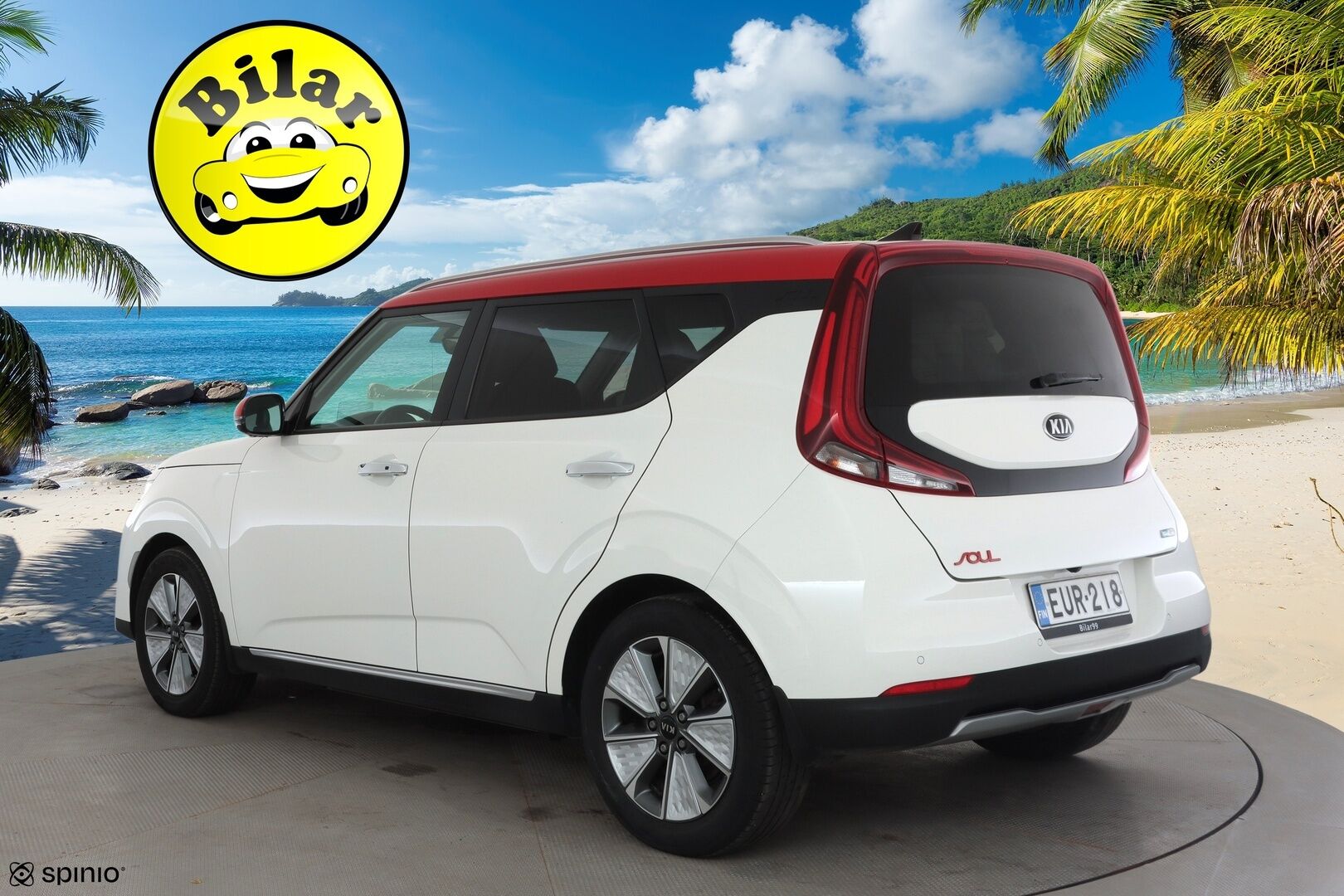 Kia e-Soul 2020 Supreme 64 kWh 204 hv - | ACC | ILP | HUD | Harman/Kardon | Sähkönahat | P.kamera | Keyless | LFA | BSM | RCTA | Apple & Android | LED | Merkkihuollettu | 2x renkaat aluin |