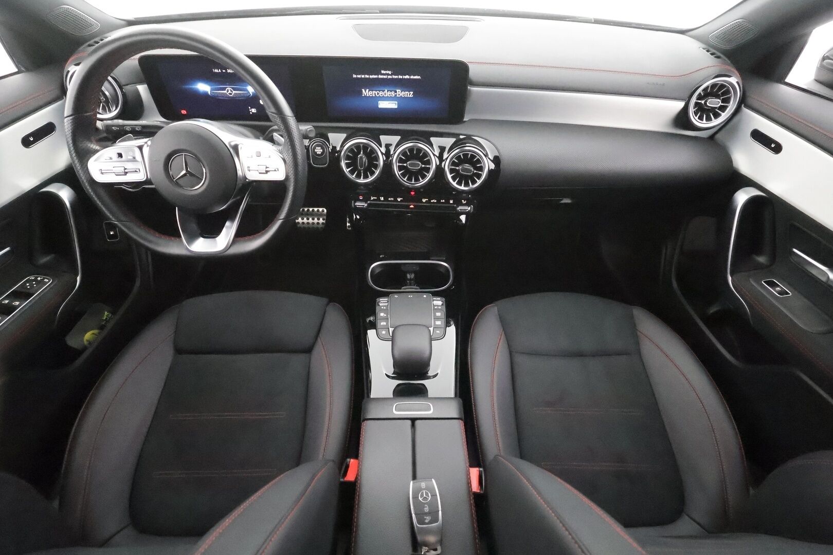 Mercedes-Benz CLA 2023 250 e A Shooting Brake Business AMG Edition - | Koukku | Lisälämmitin | Multibeam-LED | Widescreen | P.Kamera | Puolinahat | Vakkari | Suomi-auto | Kahdet Renkaat |