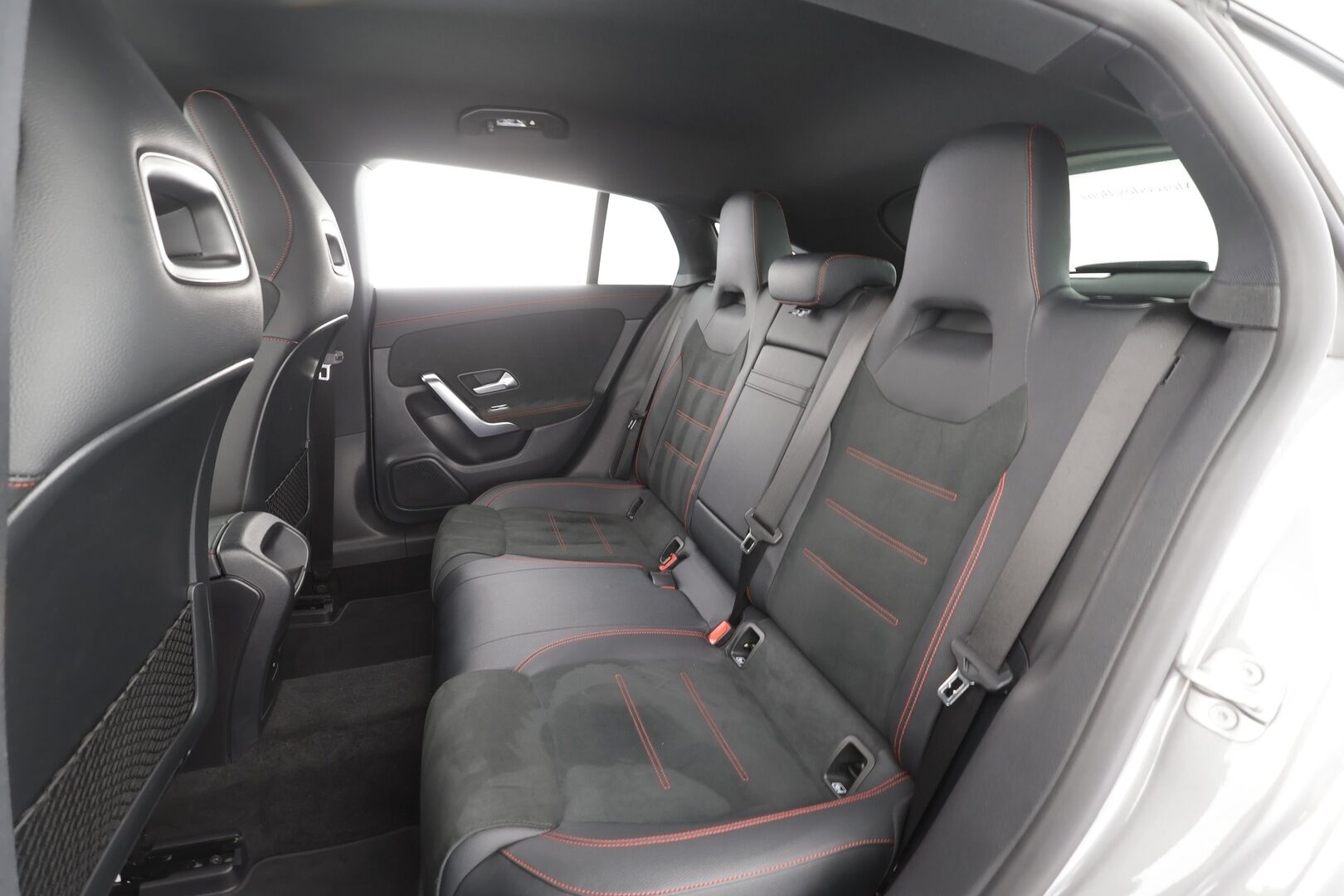Mercedes-Benz CLA 2023 250 e A Shooting Brake Business AMG Edition - | Koukku | Lisälämmitin | Multibeam-LED | Widescreen | P.Kamera | Puolinahat | Vakkari | Suomi-auto | Kahdet Renkaat |