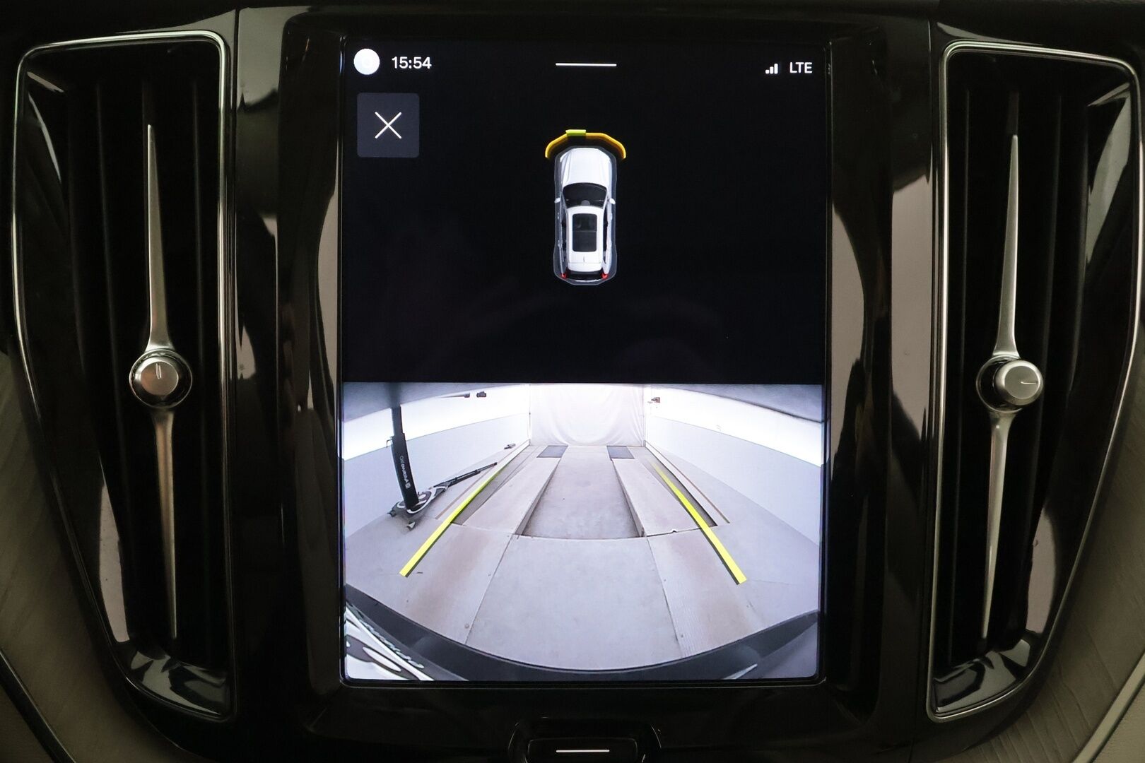 Volvo XC60 2023 T6 AWD Long Range Plus Bright aut * ACC / Koukku / Webasto / Muistipenkit / Full-LED / Panorama / Facelift / P.Kamera * - 1.Om Suomi-auto / Akku kuntotarkastettu / Kahdet renkaat aluvanteilla / Merkkihuollettu