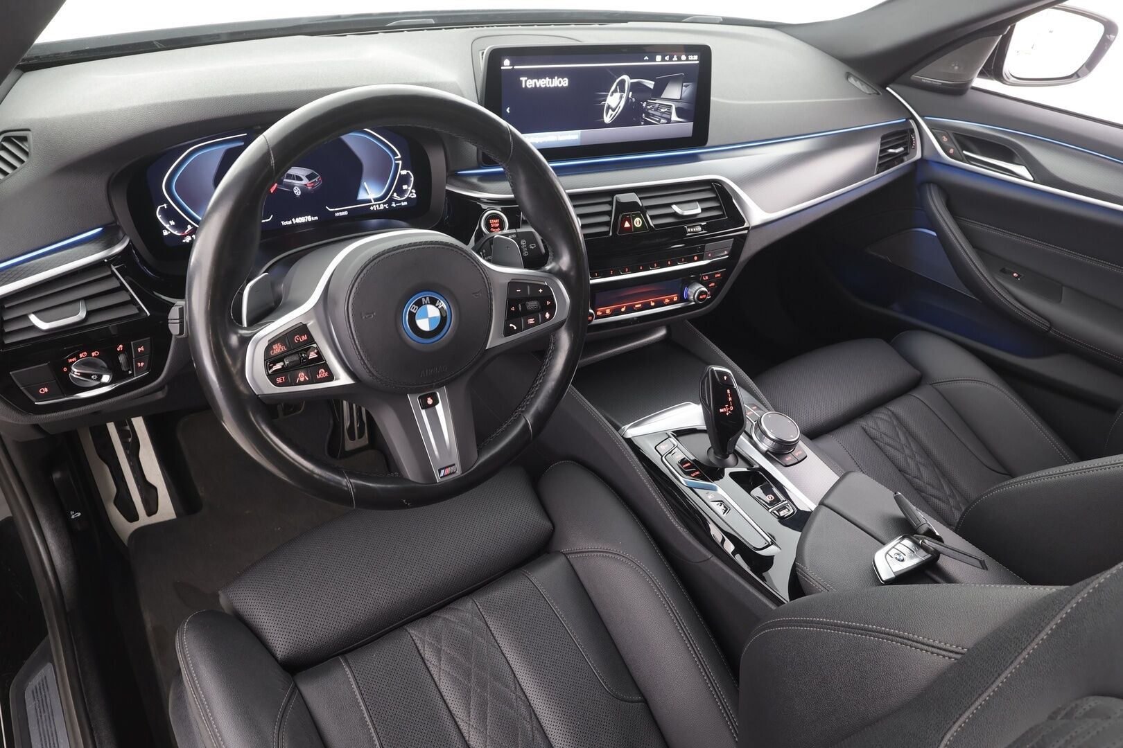 BMW 530 2023 G31 Touring 530e xDrive A Charged Edition M Sport * ACC / Lisälämmitin / LED / H/K / P.Kamera / Comfort Access / Digimittaristo * - 1.Om Suomi-auto / Kahdet Renkaat / Merkkihuollettu
