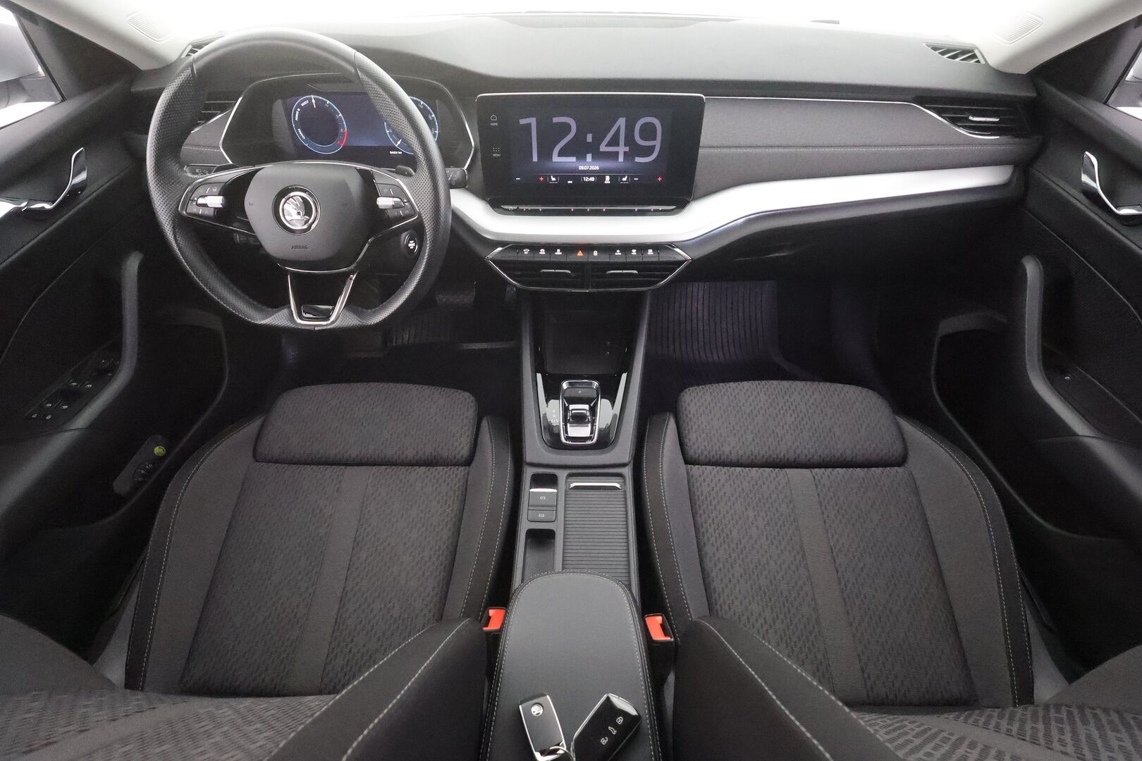 Skoda Octavia 2021 Combi 1.4 TSI PHEV Style iV DSG Autom. - | Jakopää 8/26 | ACC | Webasto | Crystal light Matrix-LED | Hierovat Sporttipenkit | P.Kamera | Ratinlämmitys | Apple&Android | 1.Om Suomi-auto | Kahdet Renkaat | Merkkihuollettu |