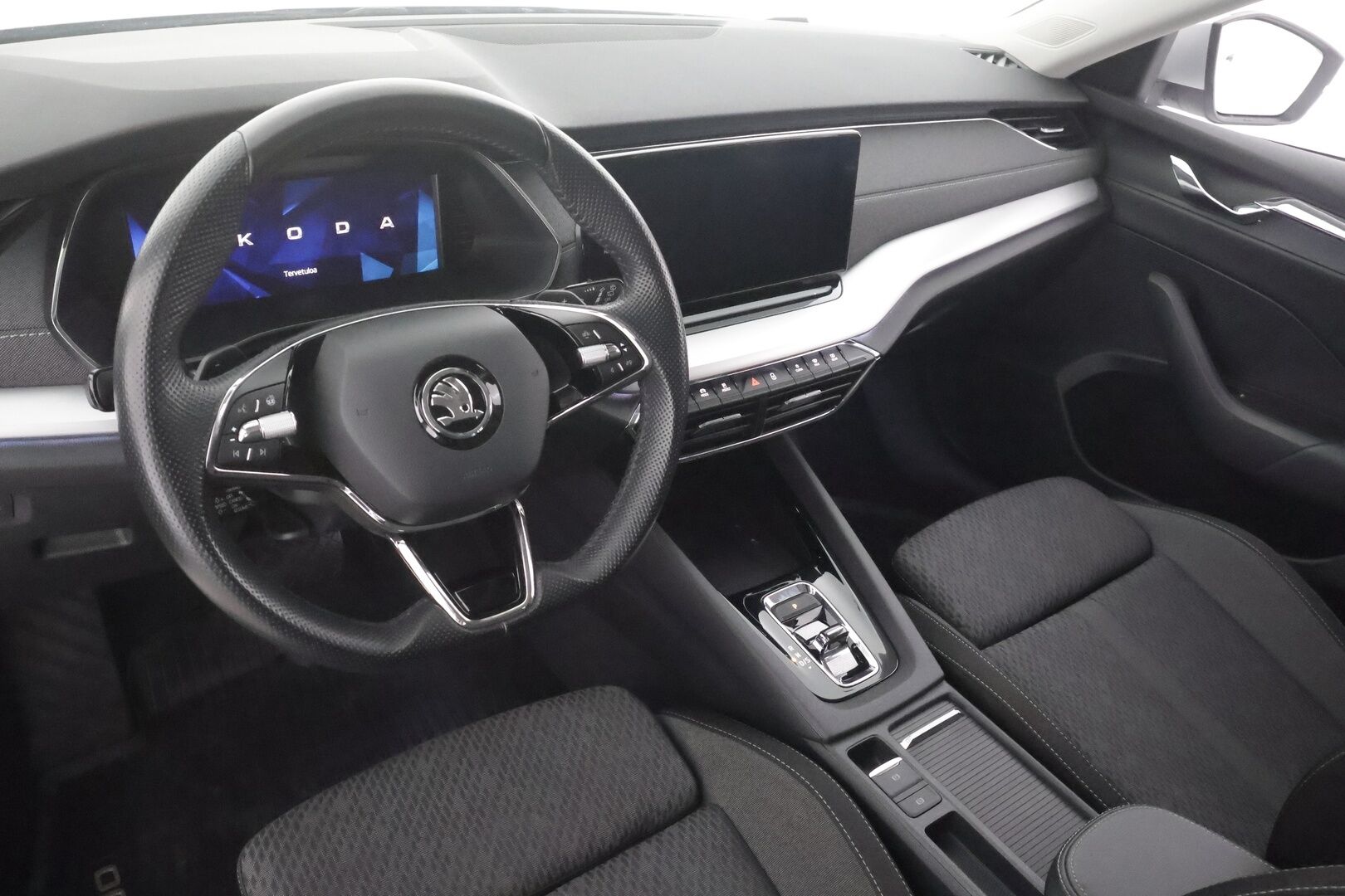 Skoda Octavia 2021 Combi 1.4 TSI PHEV Style iV DSG Autom. - | Jakopää 8/26 | ACC | Webasto | Crystal light Matrix-LED | Hierovat Sporttipenkit | P.Kamera | Ratinlämmitys | Apple&Android | 1.Om Suomi-auto | Kahdet Renkaat | Merkkihuollettu |