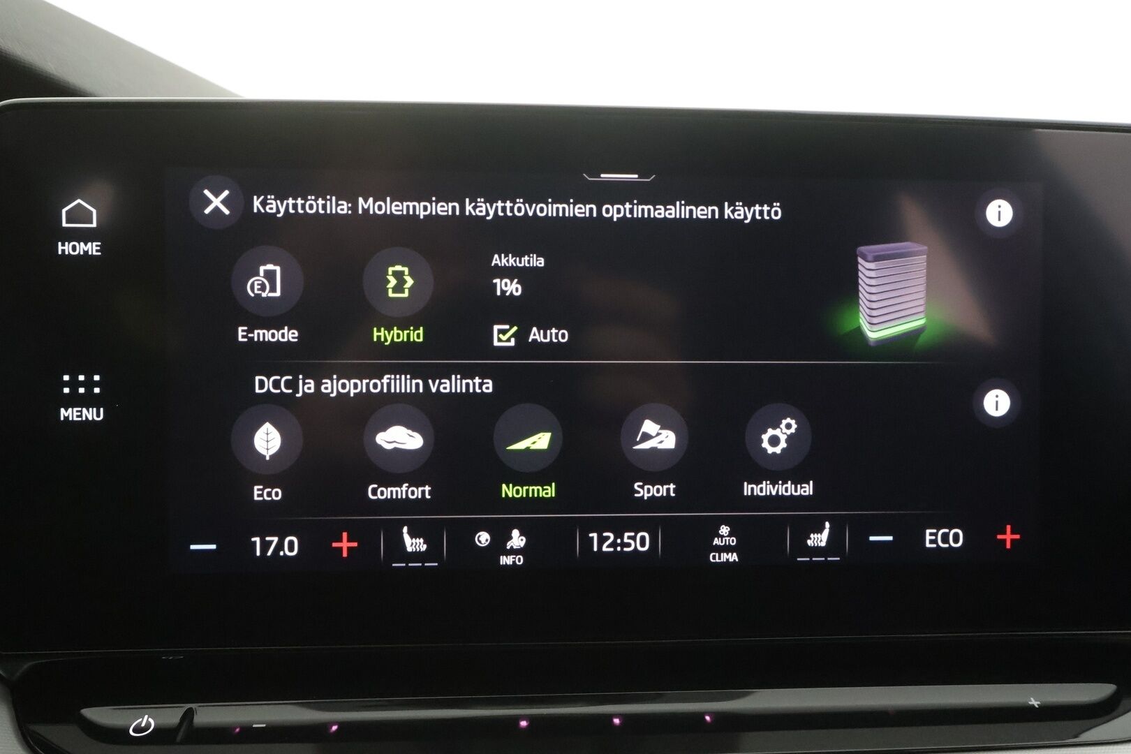 Skoda Octavia 2021 Combi 1.4 TSI PHEV Style iV DSG Autom. - | Jakopää 8/26 | ACC | Webasto | Crystal light Matrix-LED | Hierovat Sporttipenkit | P.Kamera | Ratinlämmitys | Apple&Android | 1.Om Suomi-auto | Kahdet Renkaat | Merkkihuollettu |
