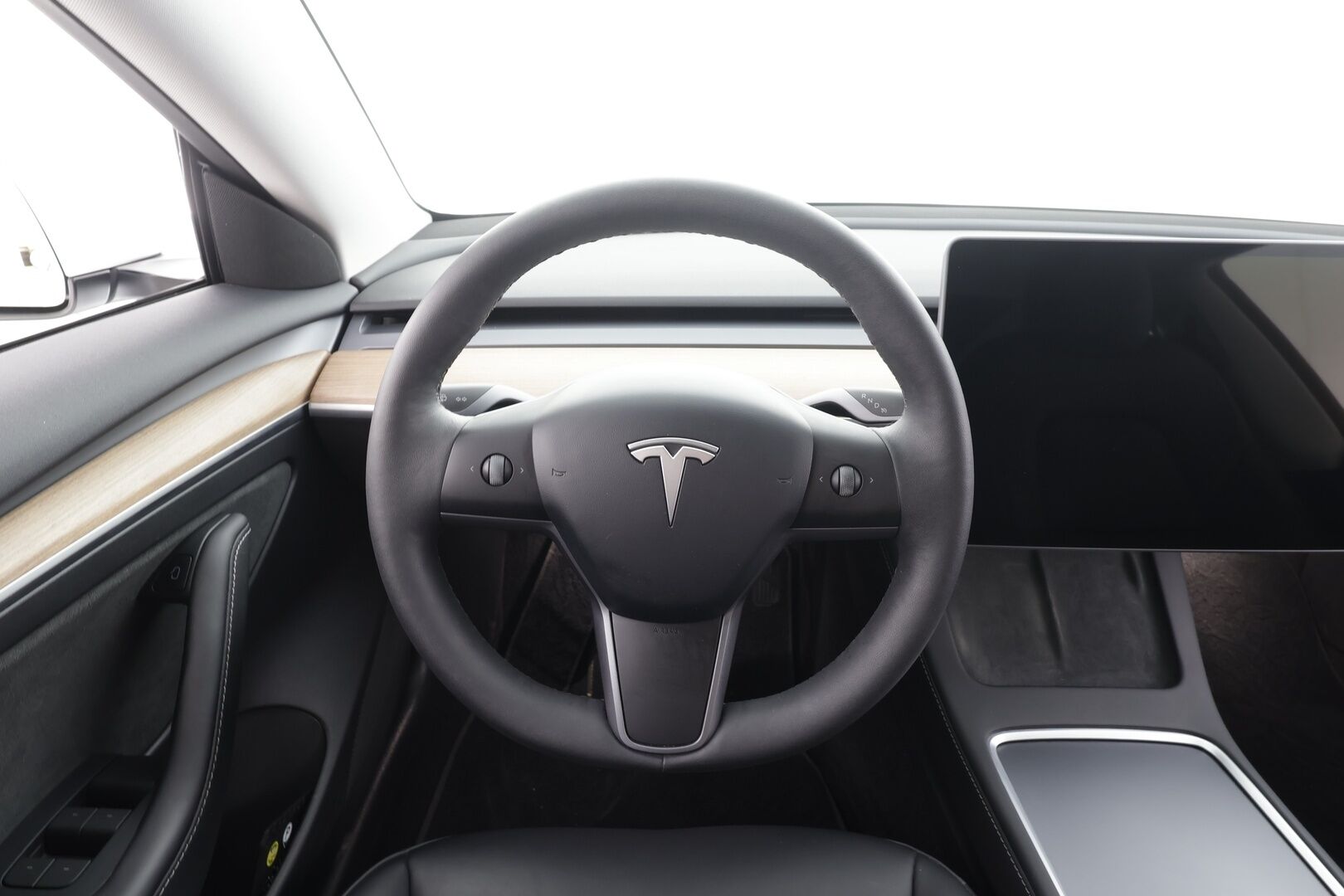 Tesla Model 3 2023 Long-Range RWD - | ILP | Lasikatto | ACC | Matrix-LED | P.Kamera | Muistipenkki |  Premium Speakers | Navi | Kaistavahti | Keyless | 1-om Suomi-auto | 2x Latauskaapelit | Kahdet renkaat |