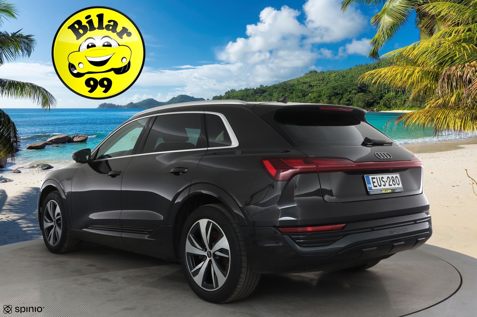 Audi Q8 e-tron 2023 55 e-tron quattro **360° / Adapt.Vakkari / Bang&Olufsen / Matrix-LED / Sporttipenkki Muistilla / Koukku / Navi** - 2,99 % KORKOTARJOUS TÄHÄN AUTOON - Akku kuntotarkastettu / Suomi-auto / Kahdet Renkaat 