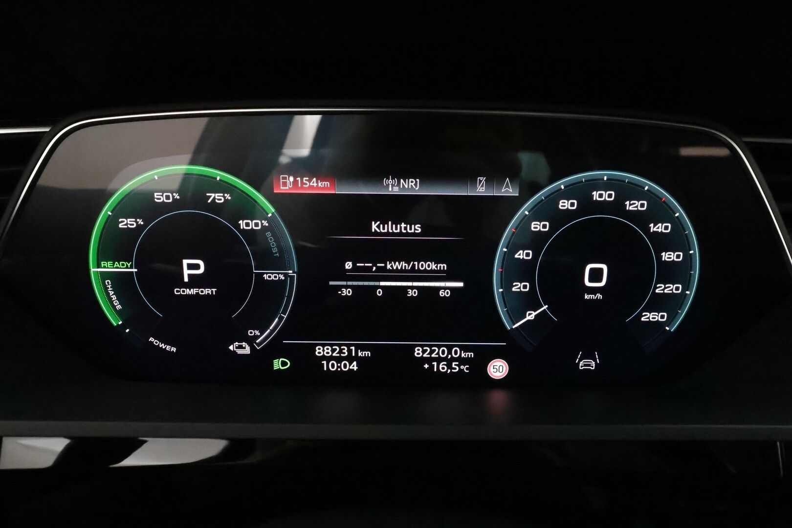 Audi Q8 e-tron 2023 55 e-tron quattro **360° / Adapt.Vakkari / Bang&Olufsen / Matrix-LED / Sporttipenkki Muistilla / Koukku / Navi** - 2,99 % KORKOTARJOUS TÄHÄN AUTOON - Akku kuntotarkastettu / Suomi-auto / Kahdet Renkaat 