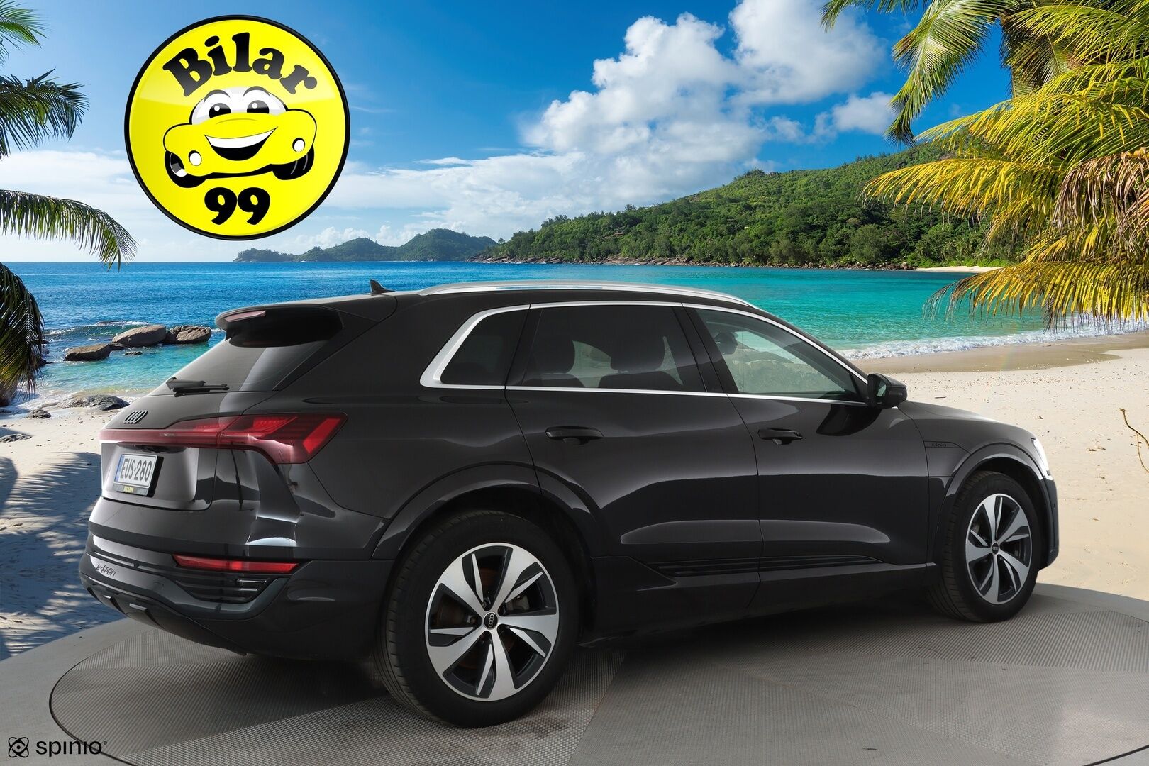 Audi Q8 e-tron 2023 55 e-tron quattro **360° / Adapt.Vakkari / Bang&Olufsen / Matrix-LED / Sporttipenkki Muistilla / Koukku / Navi** - 2,99 % KORKOTARJOUS TÄHÄN AUTOON - Akku kuntotarkastettu / Suomi-auto / Kahdet Renkaat 