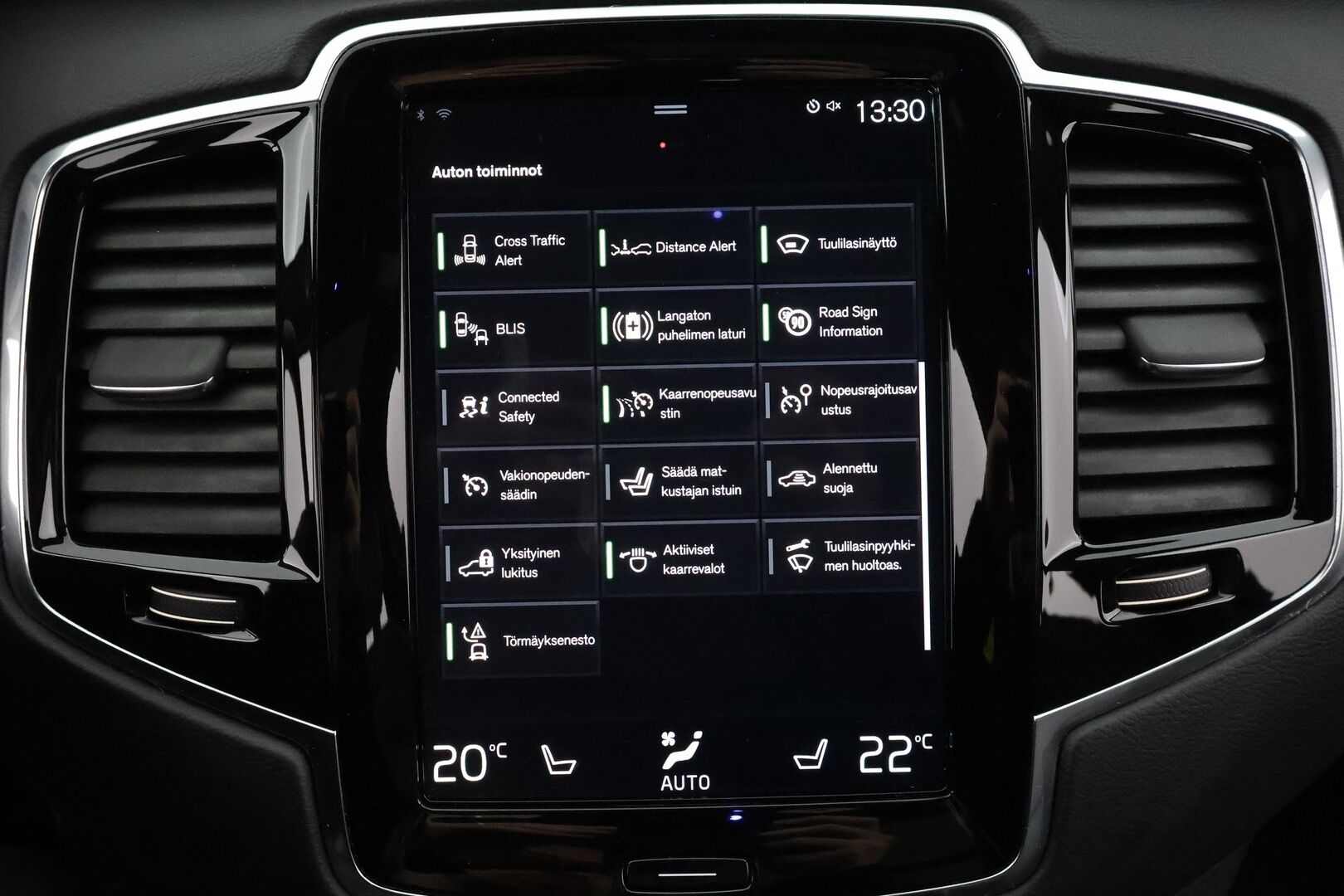 Volvo XC90 2022 T8 TwE AWD R-Design 7-p * Webasto / Koukku / ACC / Panorama / B&O / Full-LED / 360° / Sportit Muistilla / Ilma-alusta * - Akku kuntotarkastettu / Kahdet renkaat / Merkkihuollettu! * HUIPPU KAMOILLA * - HULLU BLACKWEEK KORKOTARJOUS 2,49%