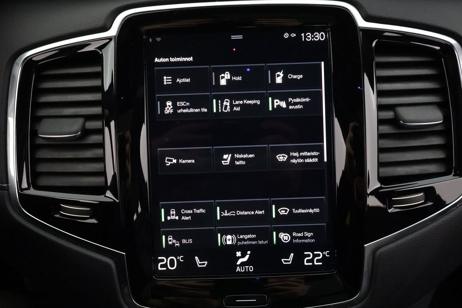 Volvo XC90 2022 T8 TwE AWD R-Design 7-p * Webasto / Koukku / ACC / Panorama / B&O / Full-LED / 360° / Sportit Muistilla / Ilma-alusta * - Akku kuntotarkastettu / Kahdet renkaat / Merkkihuollettu! * HUIPPU KAMOILLA * - HULLU BLACKWEEK KORKOTARJOUS 2,49%