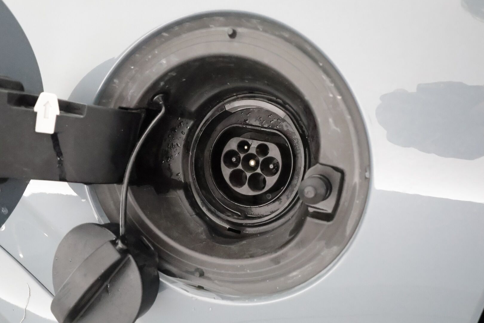 Volvo XC90 2022 T8 TwE AWD R-Design 7-p * Webasto / Koukku / ACC / Panorama / B&O / Full-LED / 360° / Sportit Muistilla / Ilma-alusta * - Akku kuntotarkastettu / Kahdet renkaat / Merkkihuollettu! * HUIPPU KAMOILLA * - HULLU BLACKWEEK KORKOTARJOUS 2,49%