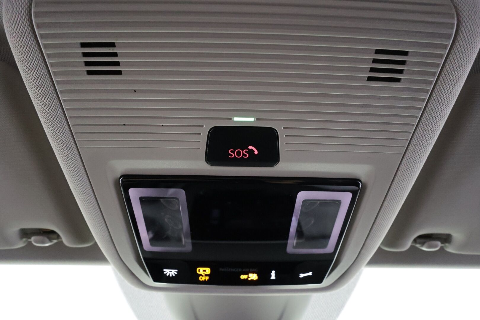 Skoda Enyaq 2023 80 iV - | ACC | ILP | Koukku | LED | Puolinahat | Ratinlämmitys | P.Kamera | Digimittaristo | Keyless | Apple&Android | 1.Om Suomi-auto | Kahdet Renkaat | Merkkihuollettu |